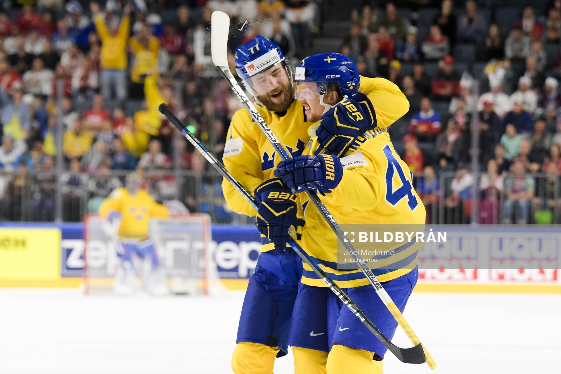 Sveriges Victor Hedman och Joakim Nordström jublar