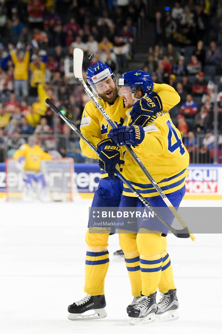 Sveriges Victor Hedman och Joakim Nordström jublar