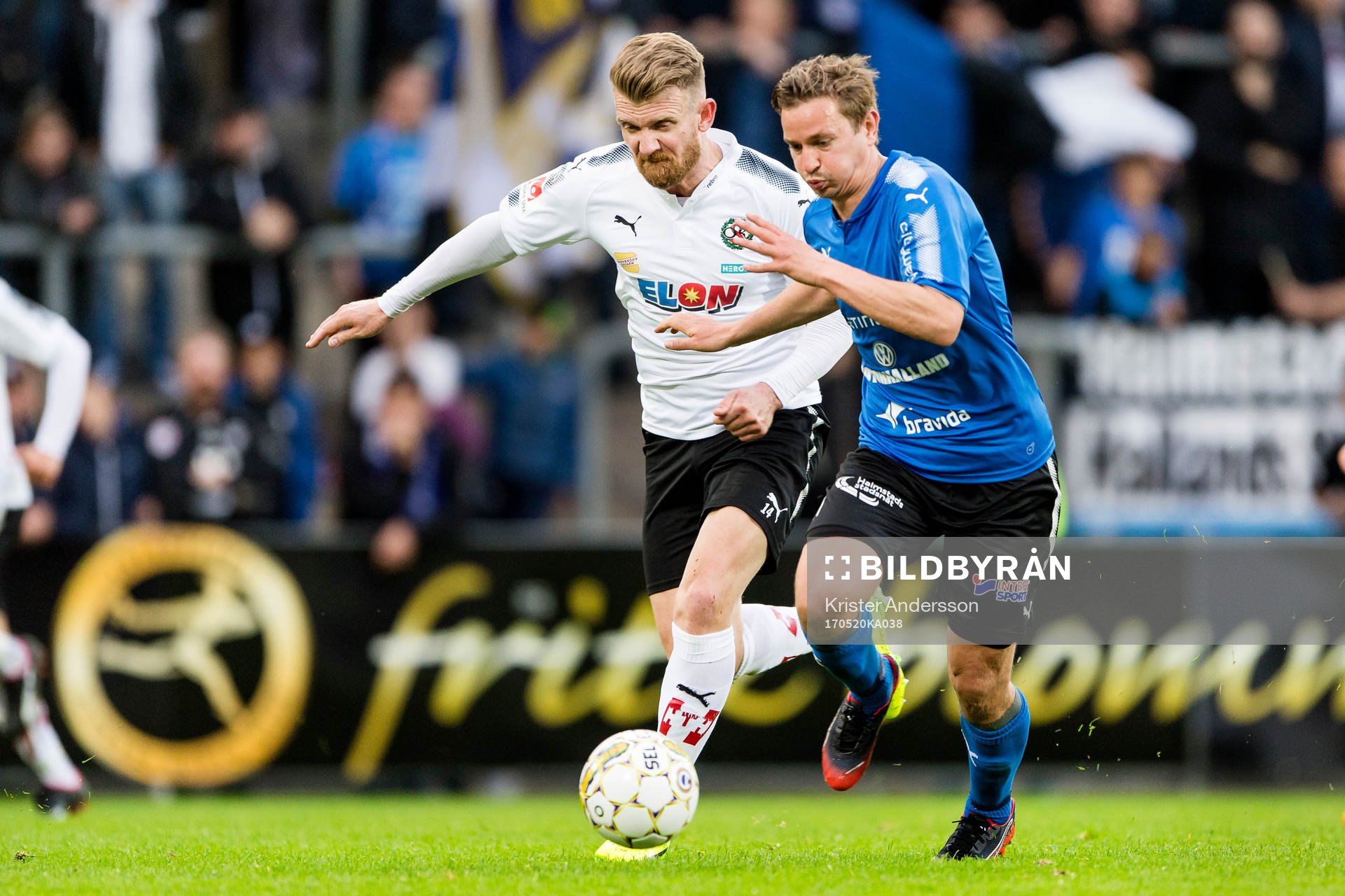 Örebros Michael Almebäck och Halmstads Fredrik Olsson