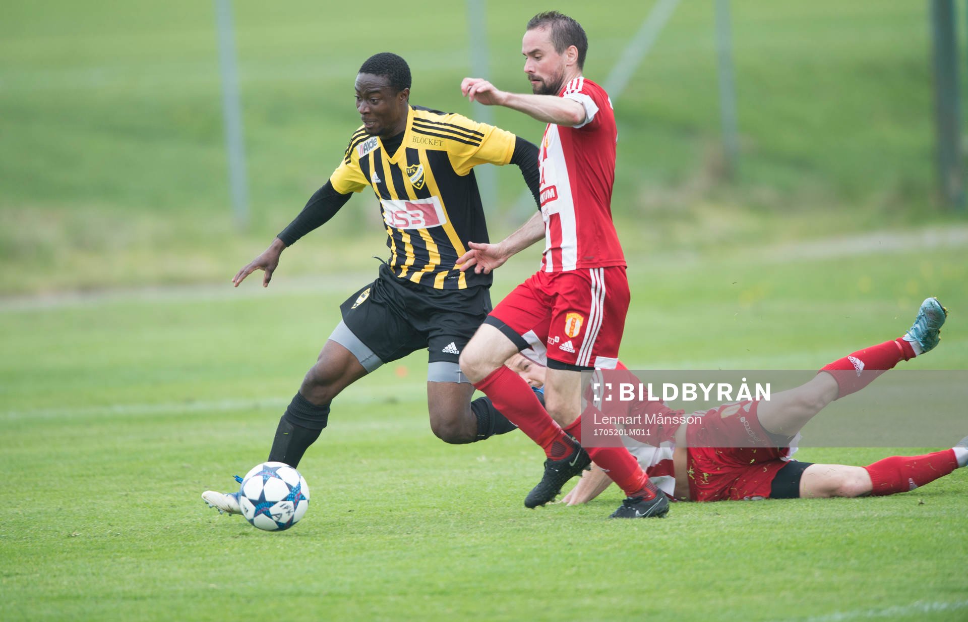 IFK Hässleholms Kojo Annor i matchen i division 2 mellan