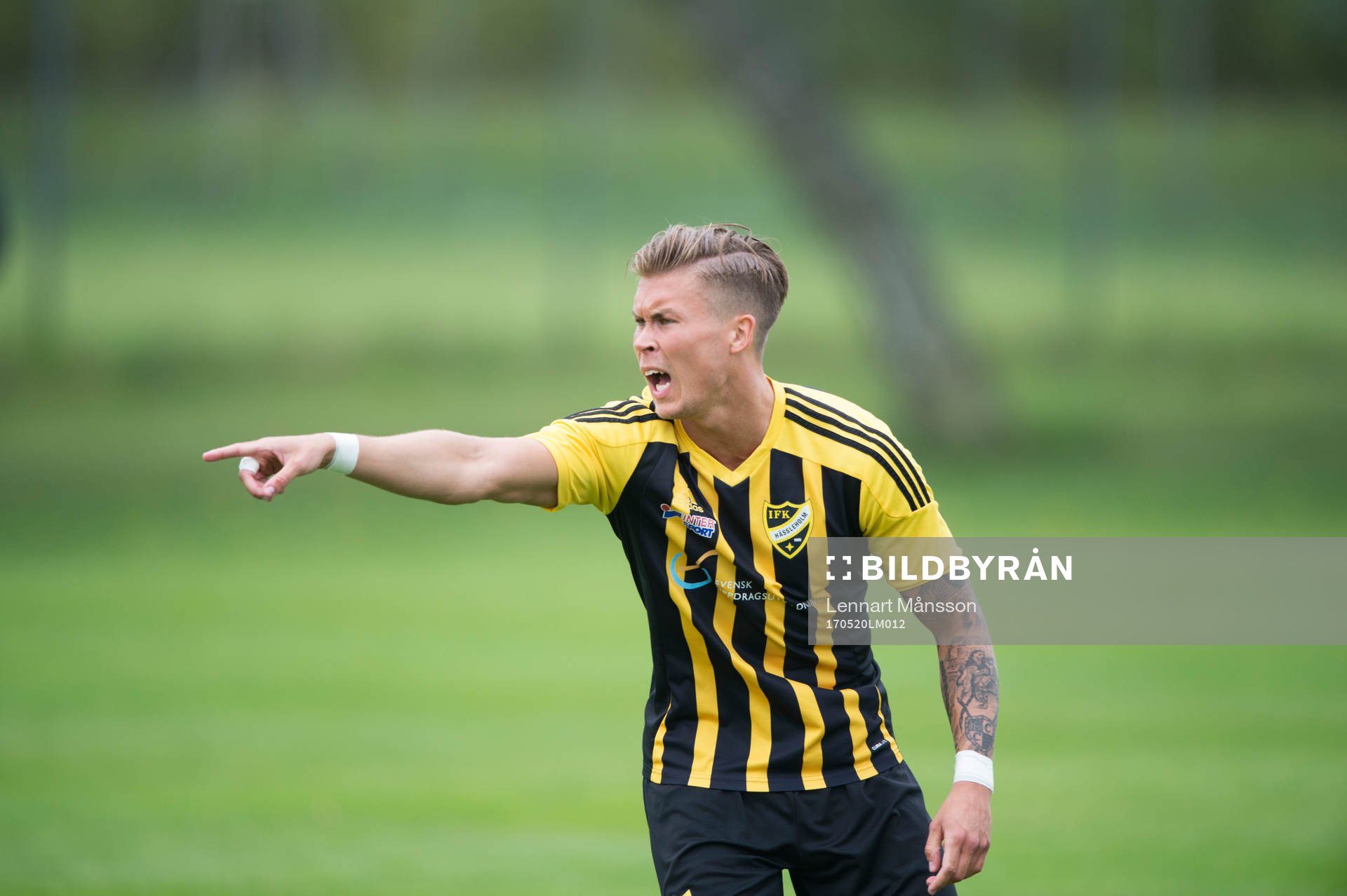 IFK Hässleholms Philip Wikström i matchen i division 2