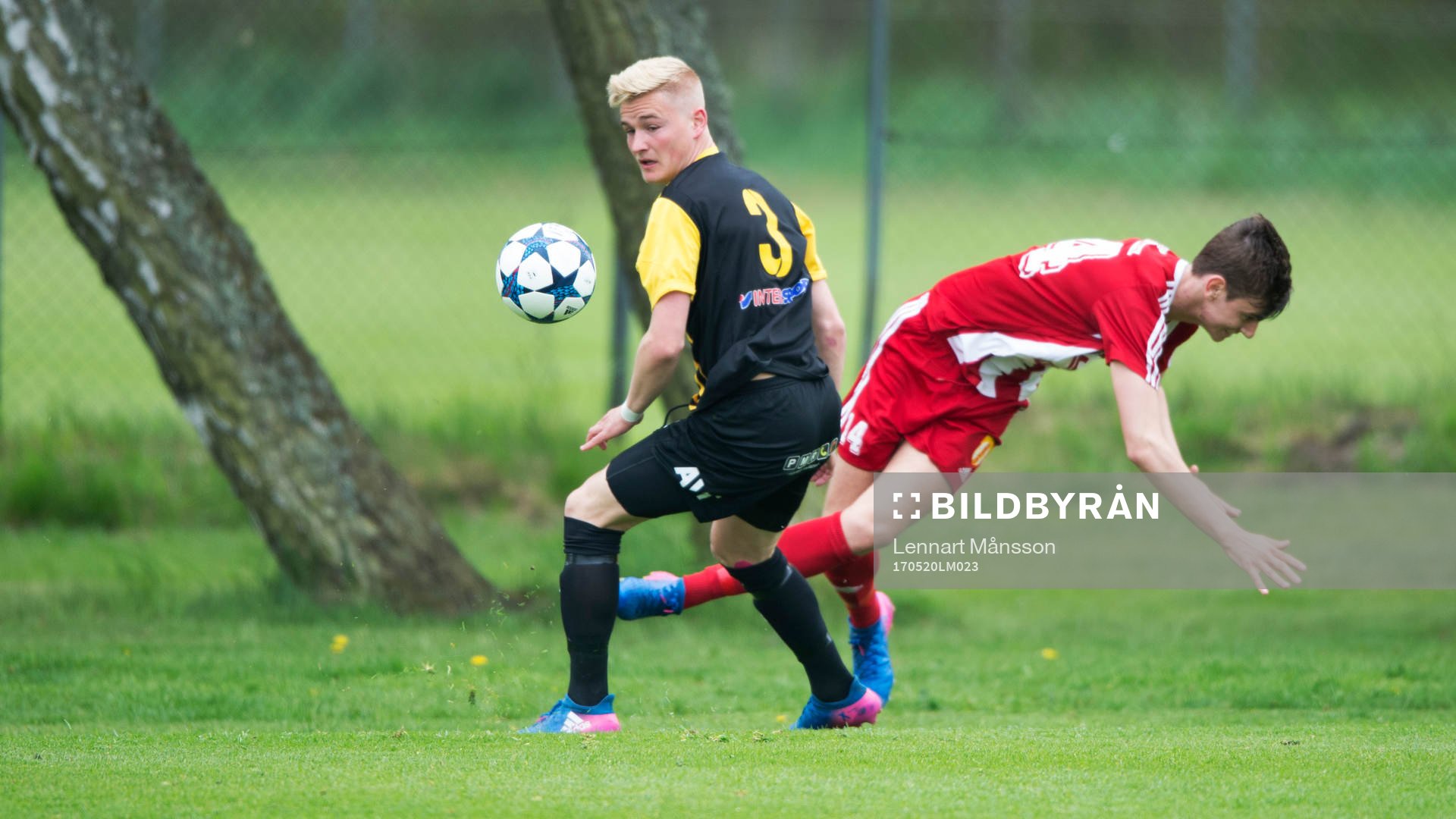 IFK Hässleholms  Linus Svensson i matchen i division 2 mellan IFK Hässleholm och Nybro i Hässleholm 20 maj 2017.  