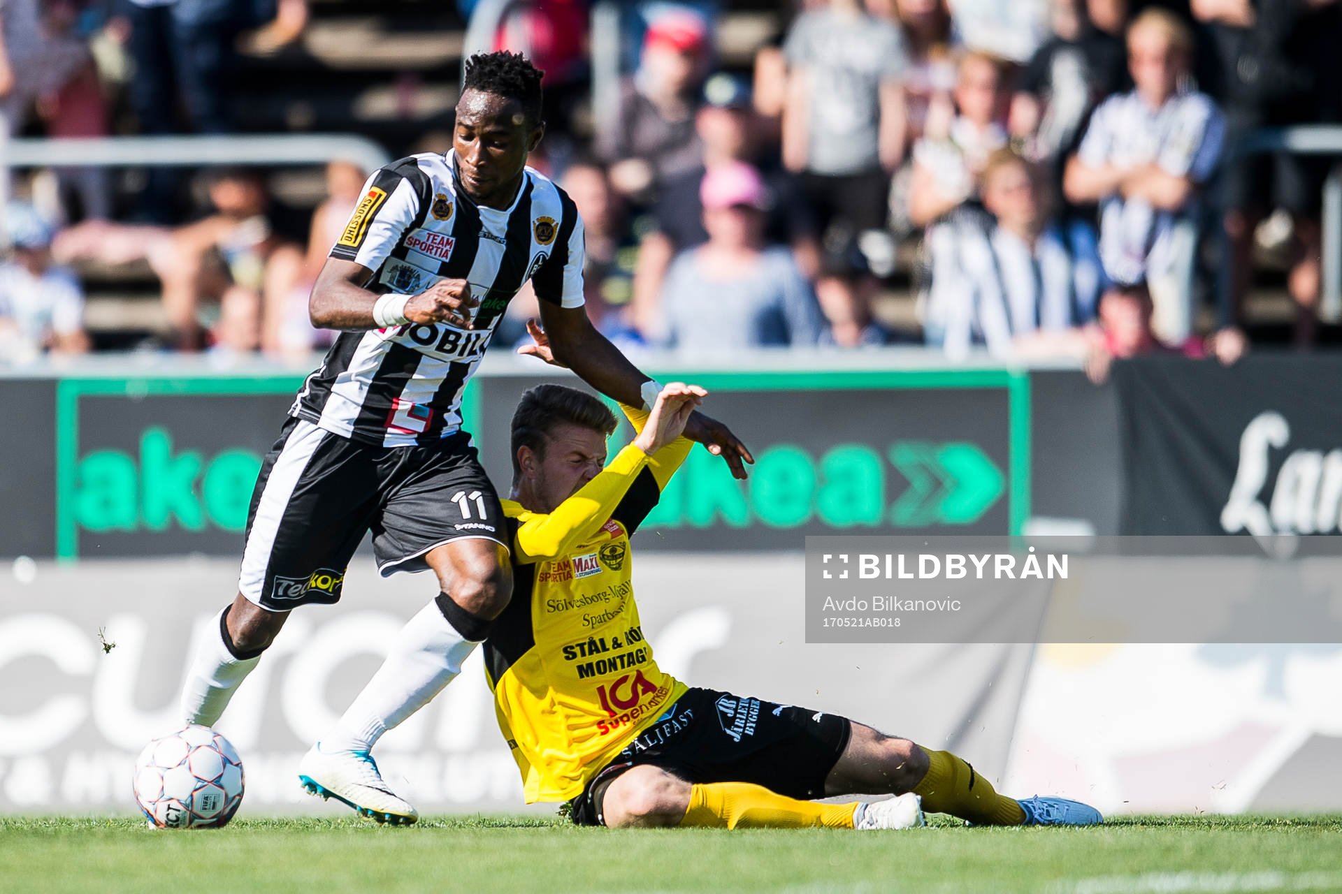 Landskronas Karim Sadat under fotbollsmatchen i Division 1 Södra mellan Landskrona och Mjällby den 21 maj 2017 i Landskrona.