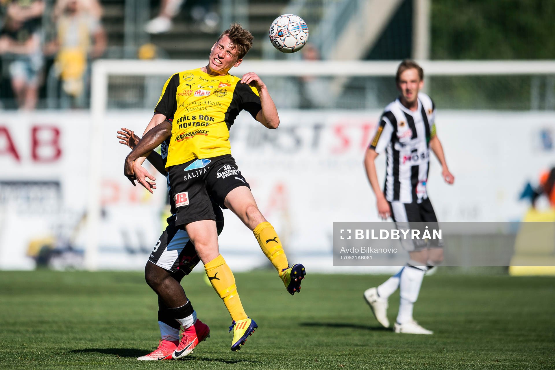 Mjällbys Joel Enarsson nickar