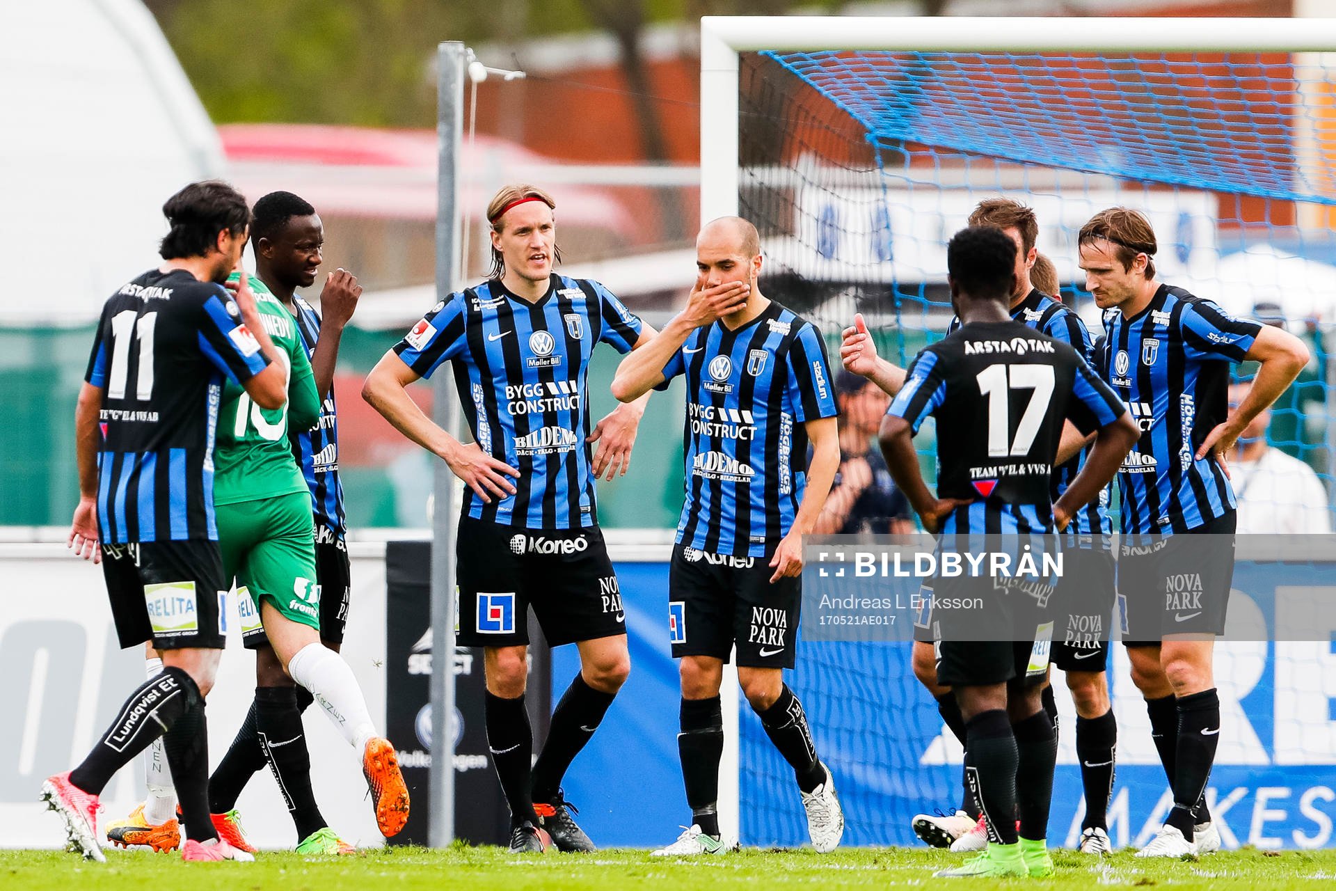 Sirius Philip Haglund , Karl Larson och Kim Skoglund deppar