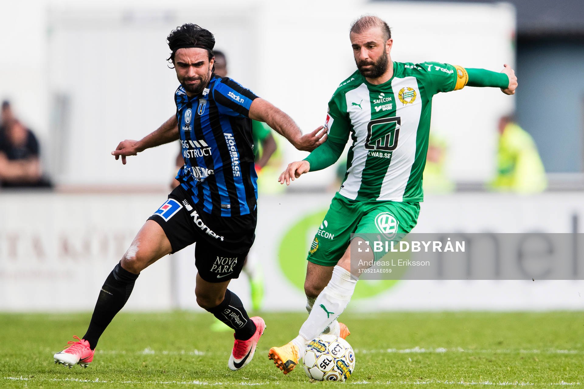 Sirius Alexander Nilsson i kamp om bollen med Hammarbys