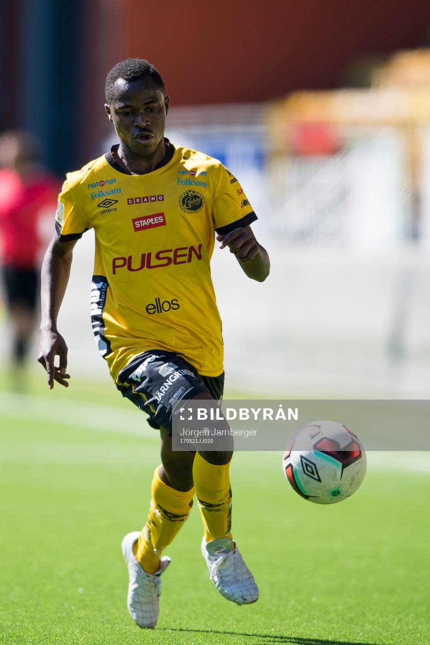 Elfsborgs Prince Isaac Kouame under fotbollsmatchen i U17 Allsvenskan mellan Elfsborg och Jönköping den 21 maj 2017 i Borås.