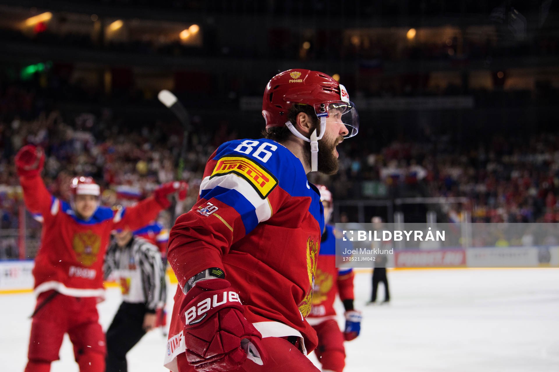 Rysslands Nikita Kucherov jublar
