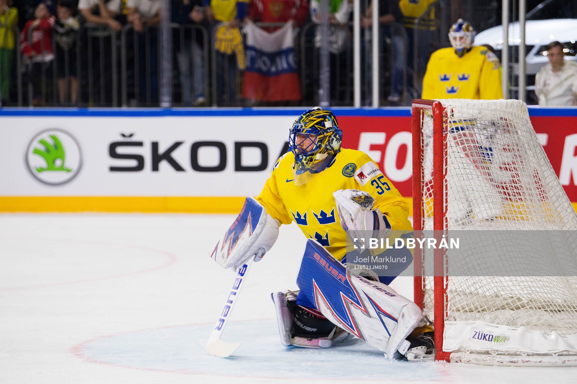 Sveriges målvakt Henrik Lundqvist på uppvärmningen