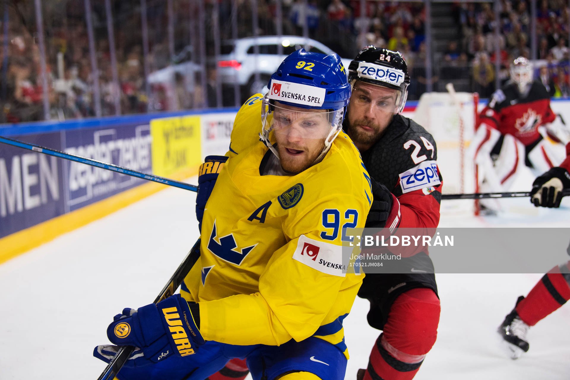 Sveriges Gabriel Landeskog och Kanadas Calvin de Haan