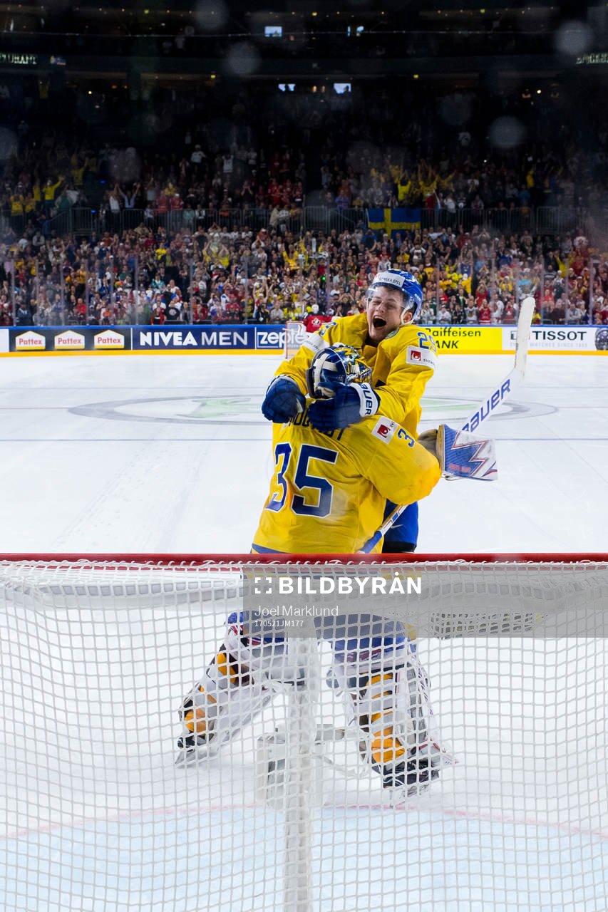 Sveriges målvakt Henrik Lundqvist och William Nylander