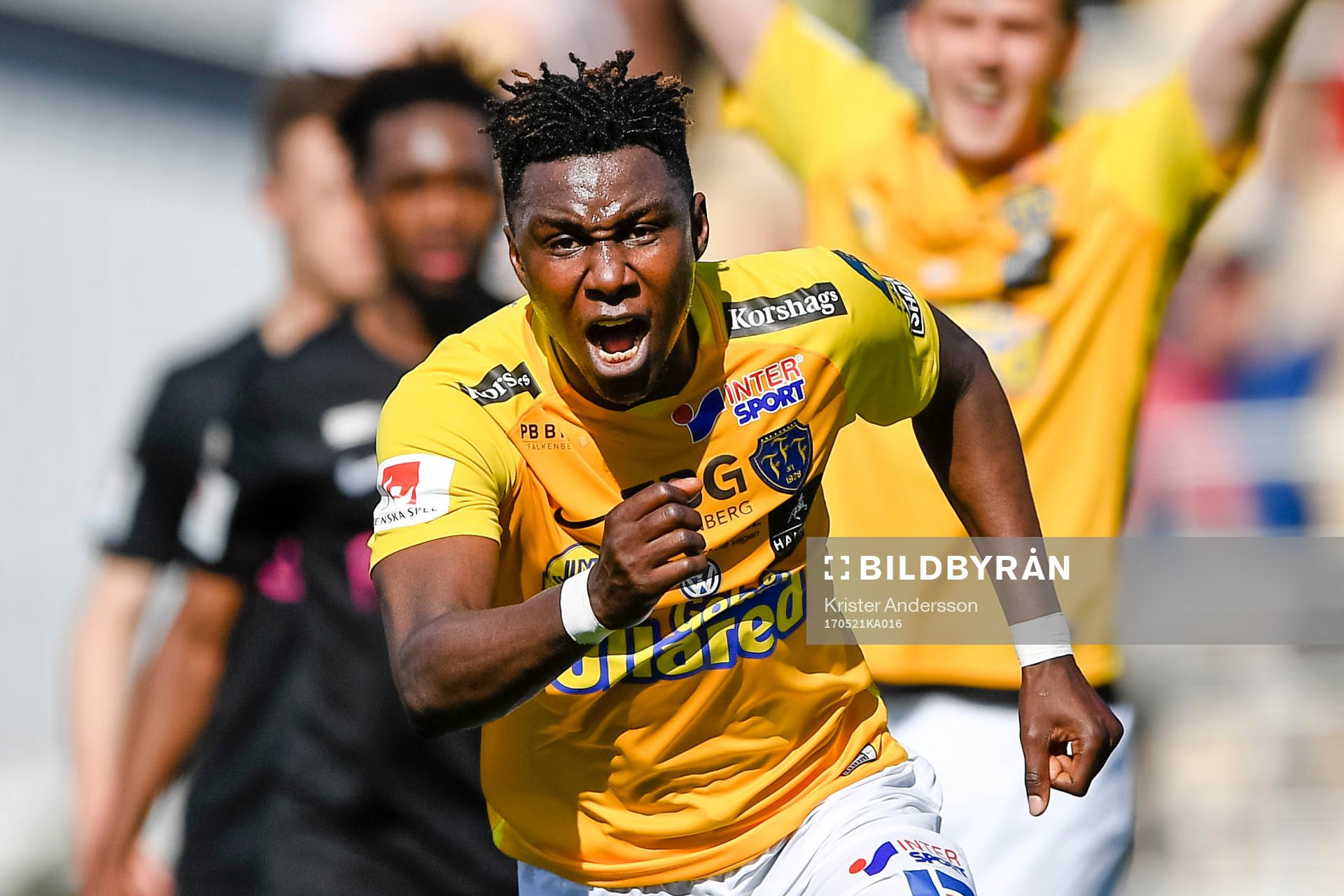 Falkenbergs Dominic Chatto jublar