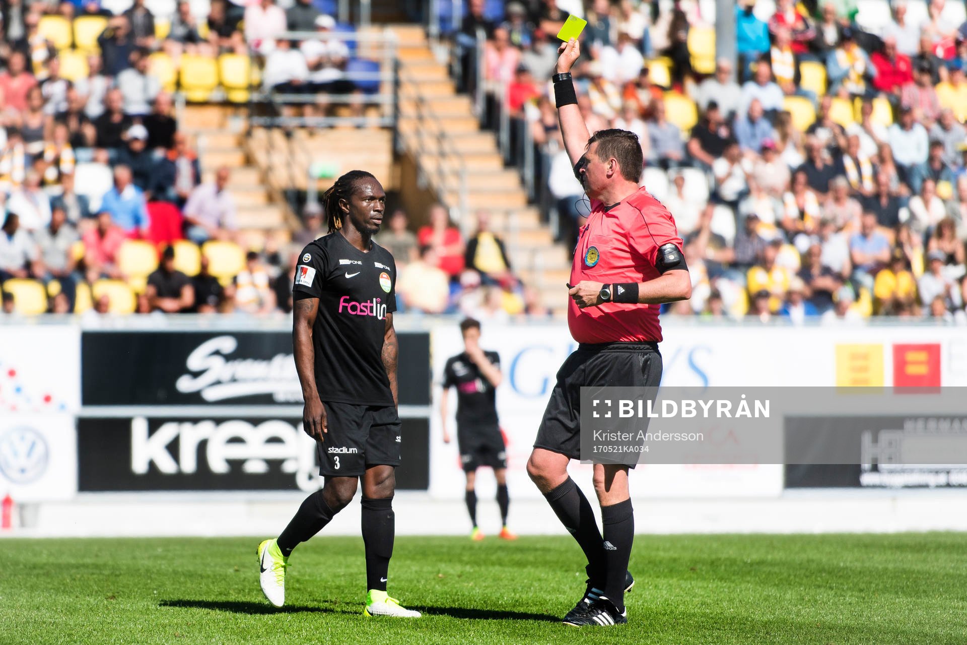 Dalkurds Kebba Ceesay blir varnad