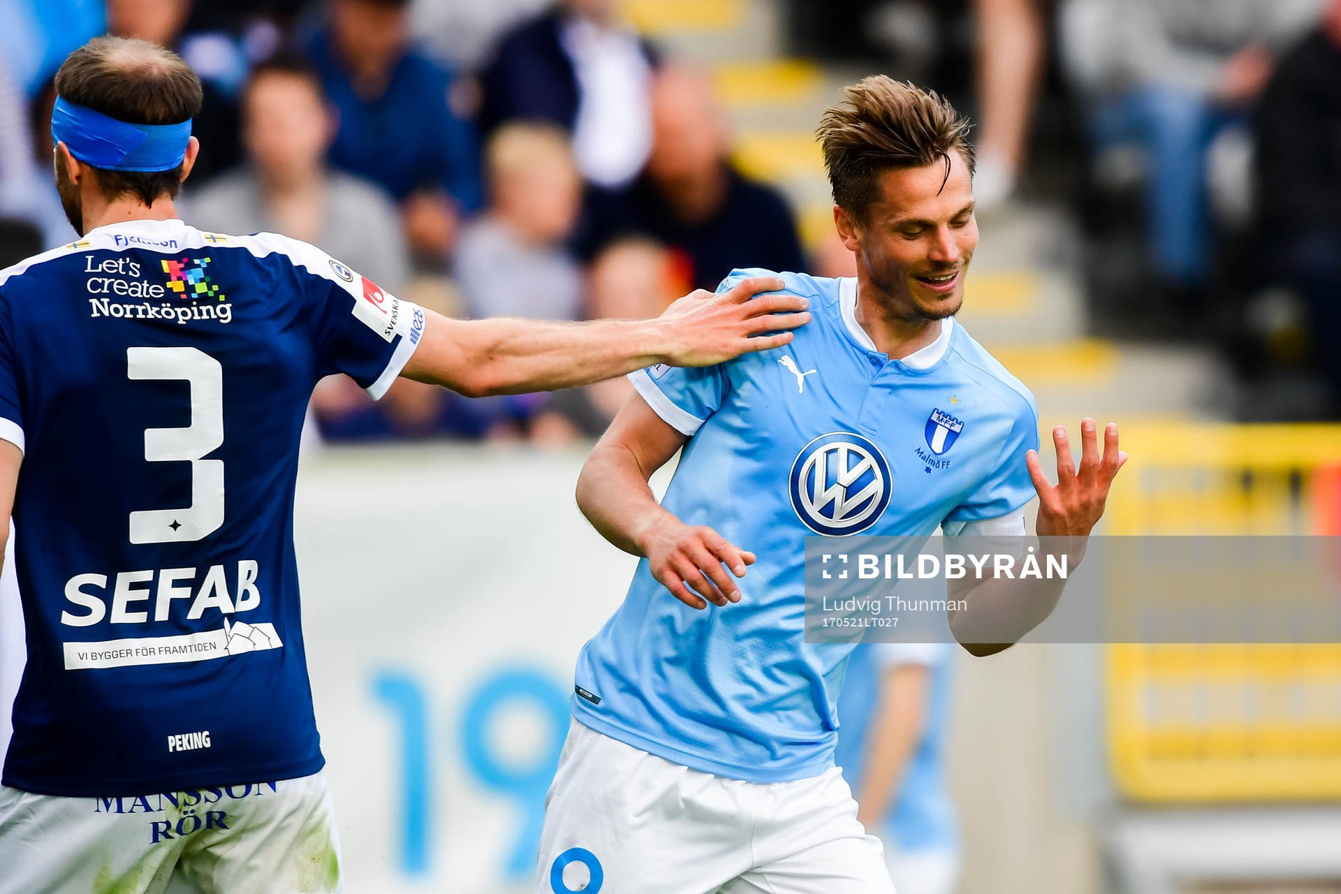 Norrköpings Jon Gudni Fjoluson och Malmö FFs Markus