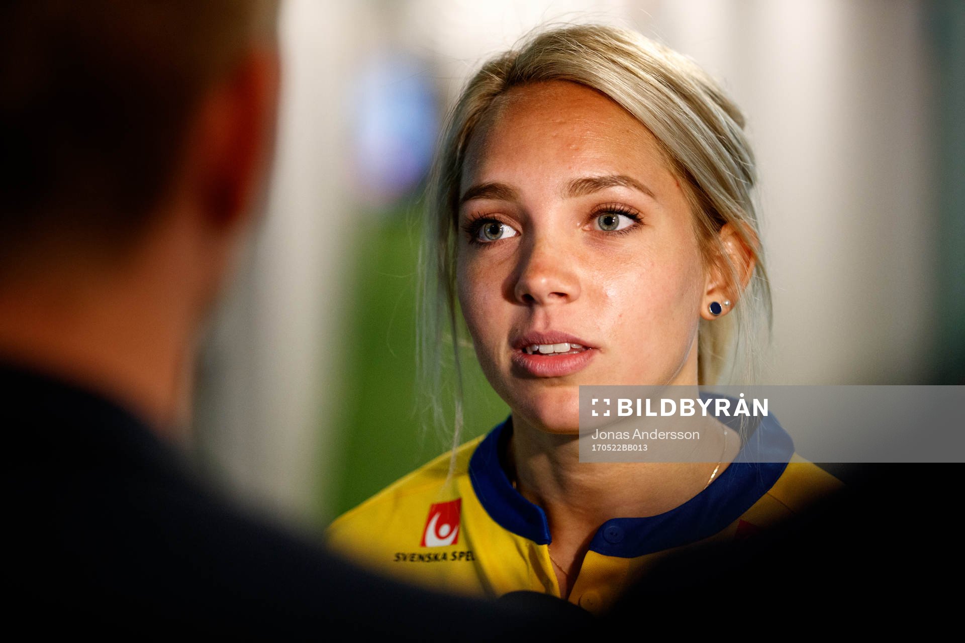 Göteborgs Elin Rubensson blir intervjuad