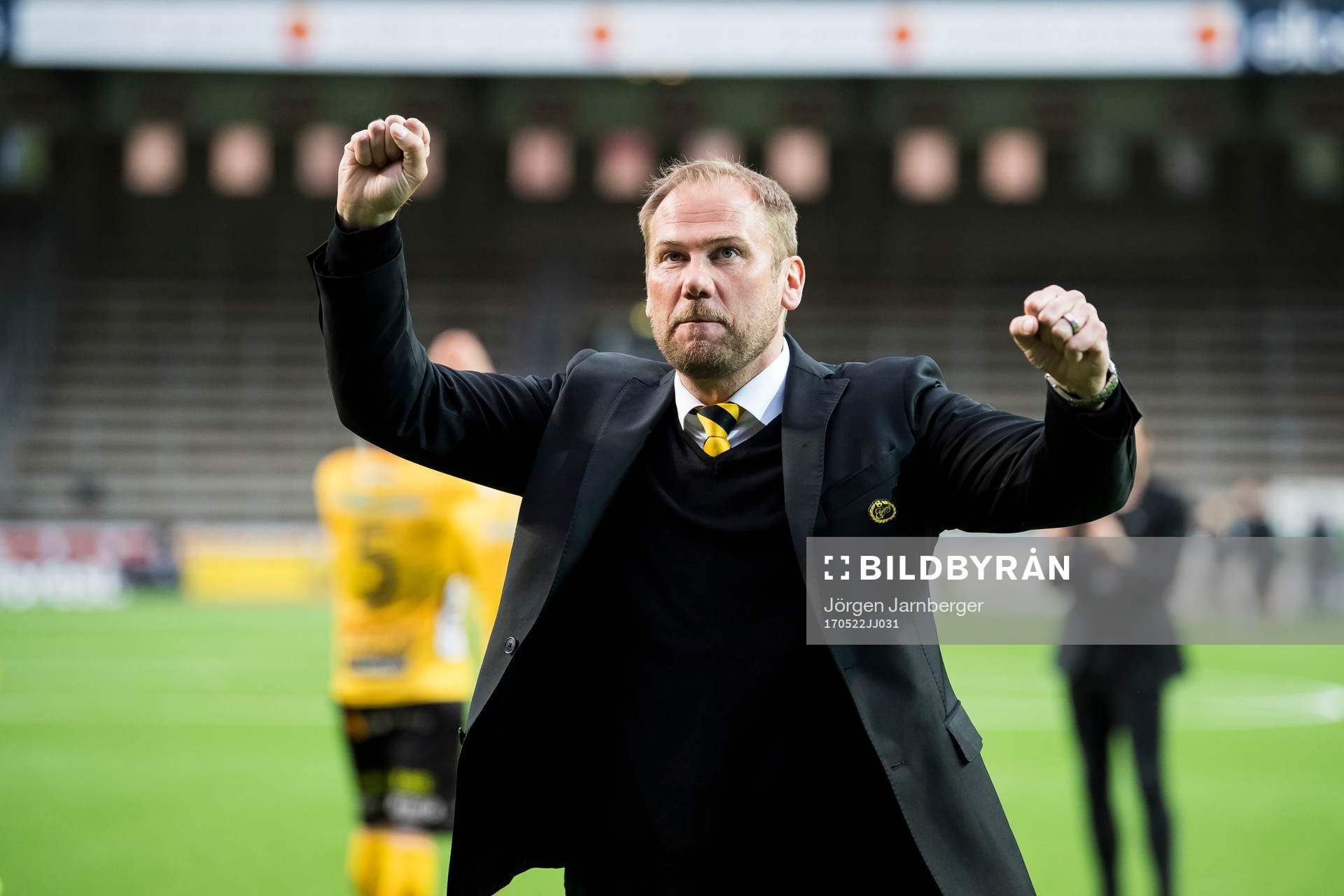 Elfsborgs manager Magnus Haglund jublar