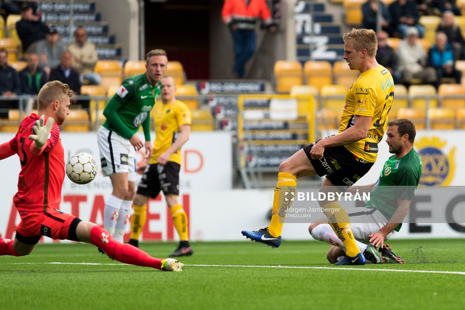 Elfsborgs Per Frick målchans