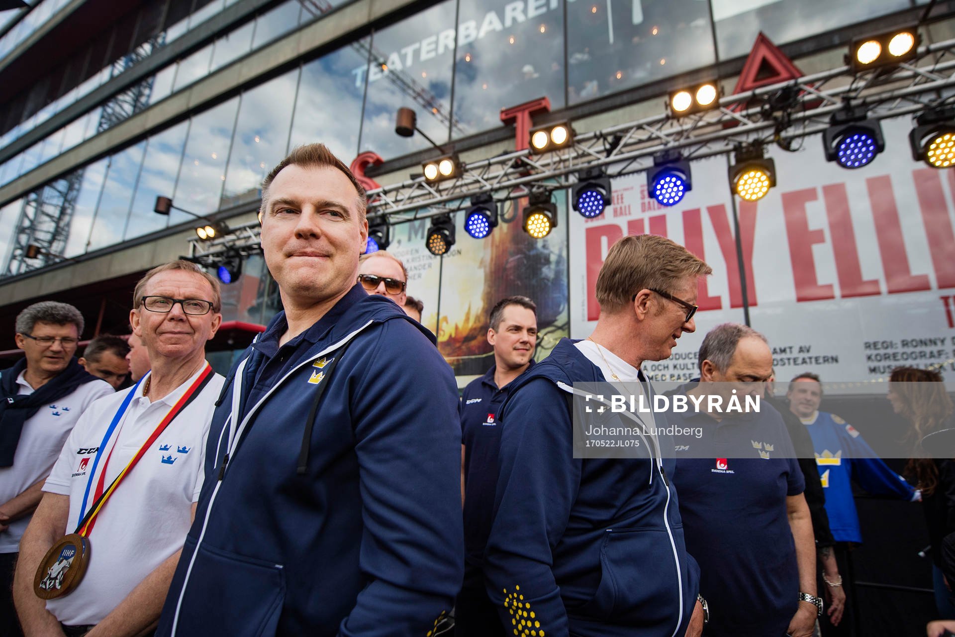 Förbundskapten Rikard Grönborg på Sergels torg när
