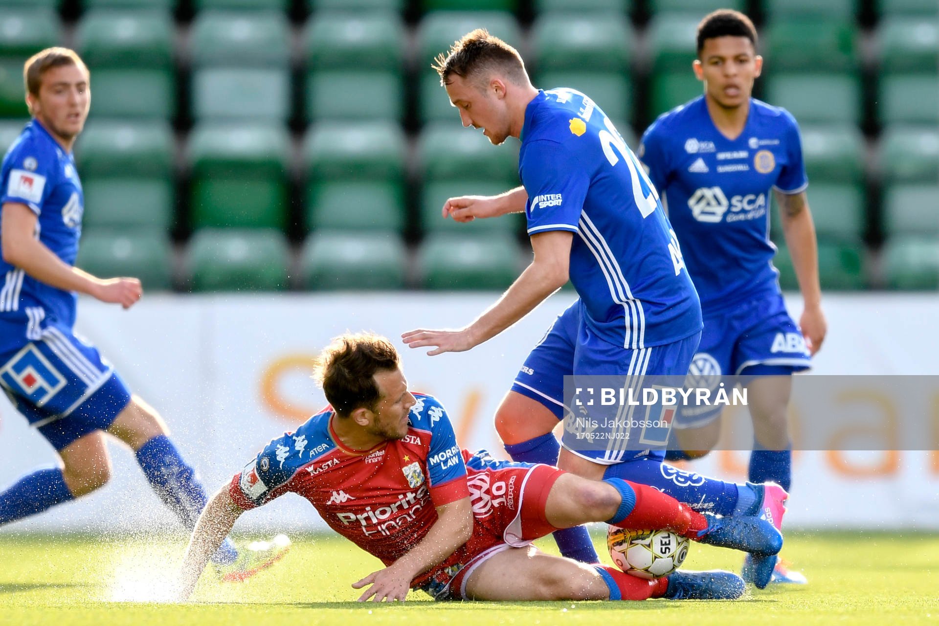 IFK Göteborgs Tobias Hysen och Sundsvalls Smajl Suljevic