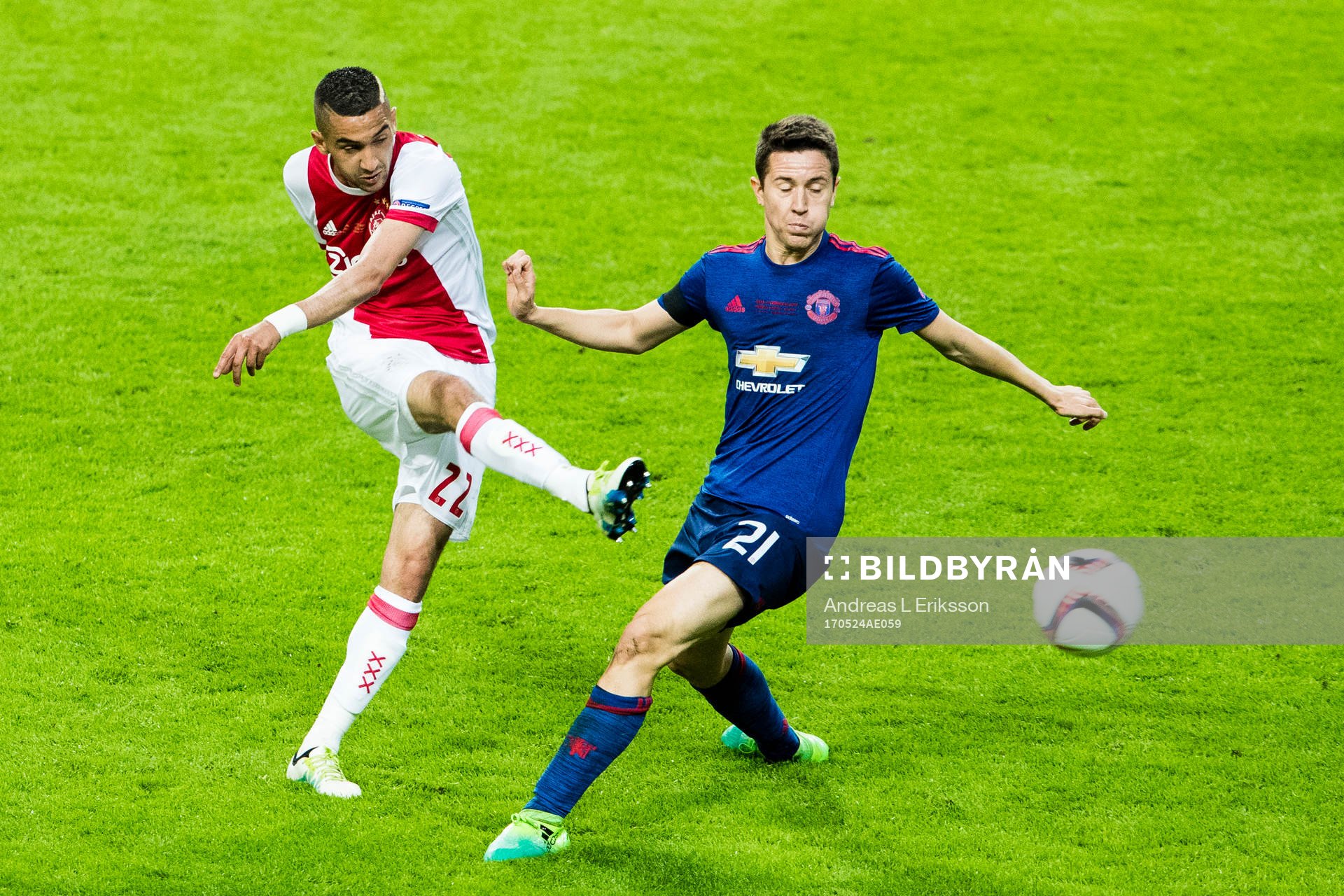 Ajax Hakim Ziyech och Manchester Uniteds Ander Herrera
