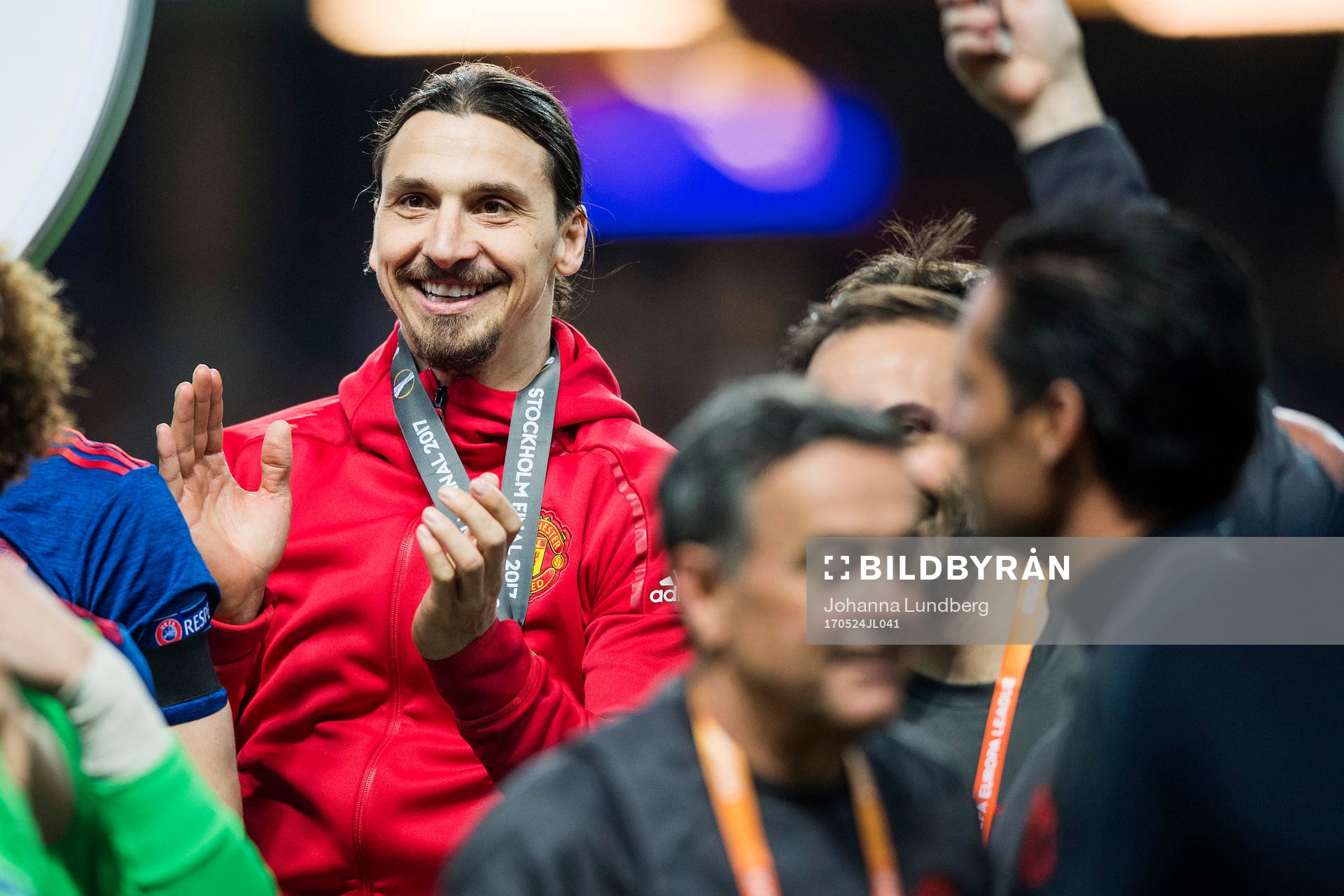 Manchester Uniteds Zlatan Ibrahimovic jublar