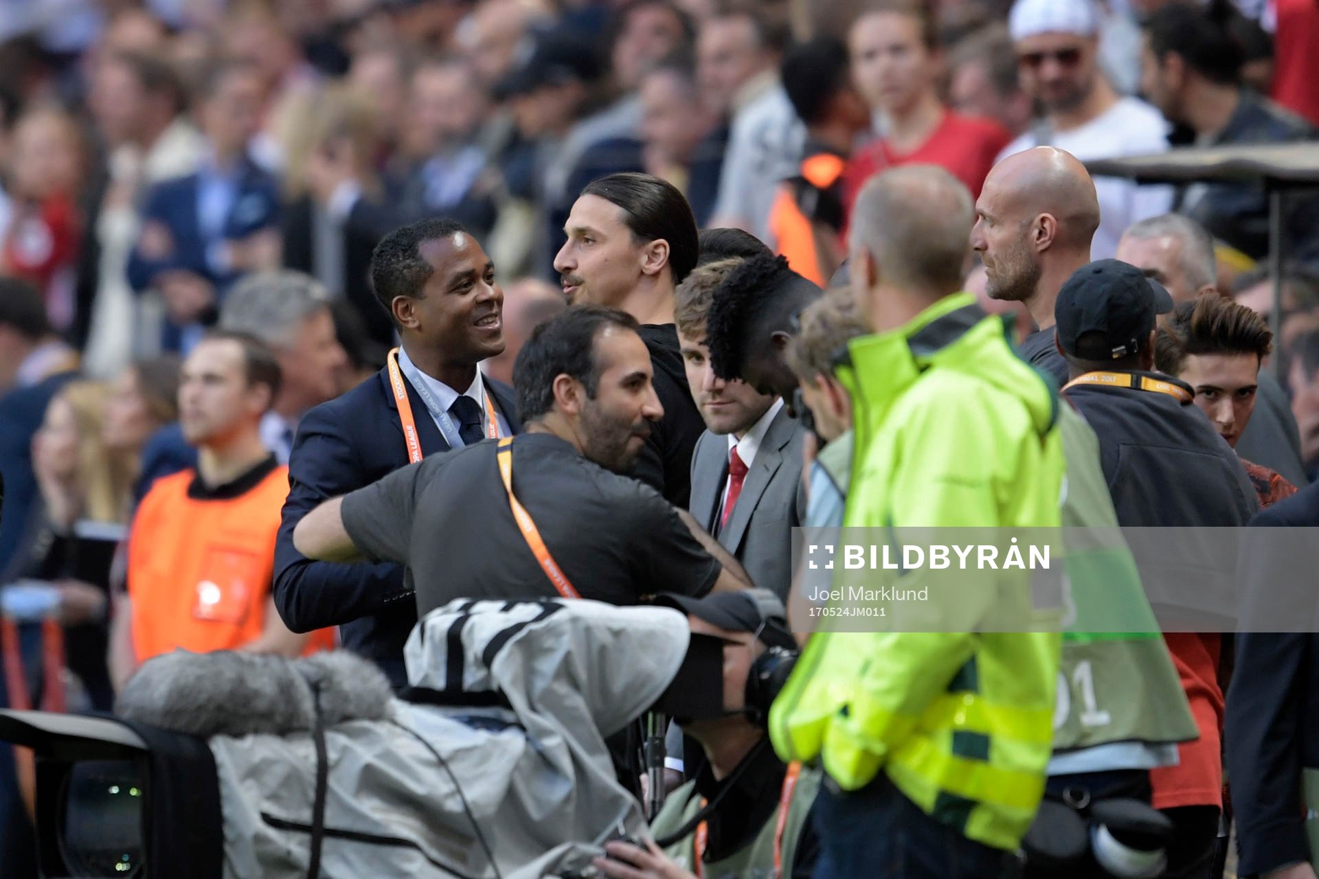 Patrick Kluivert pratar med Zlatan Ibrahimovic