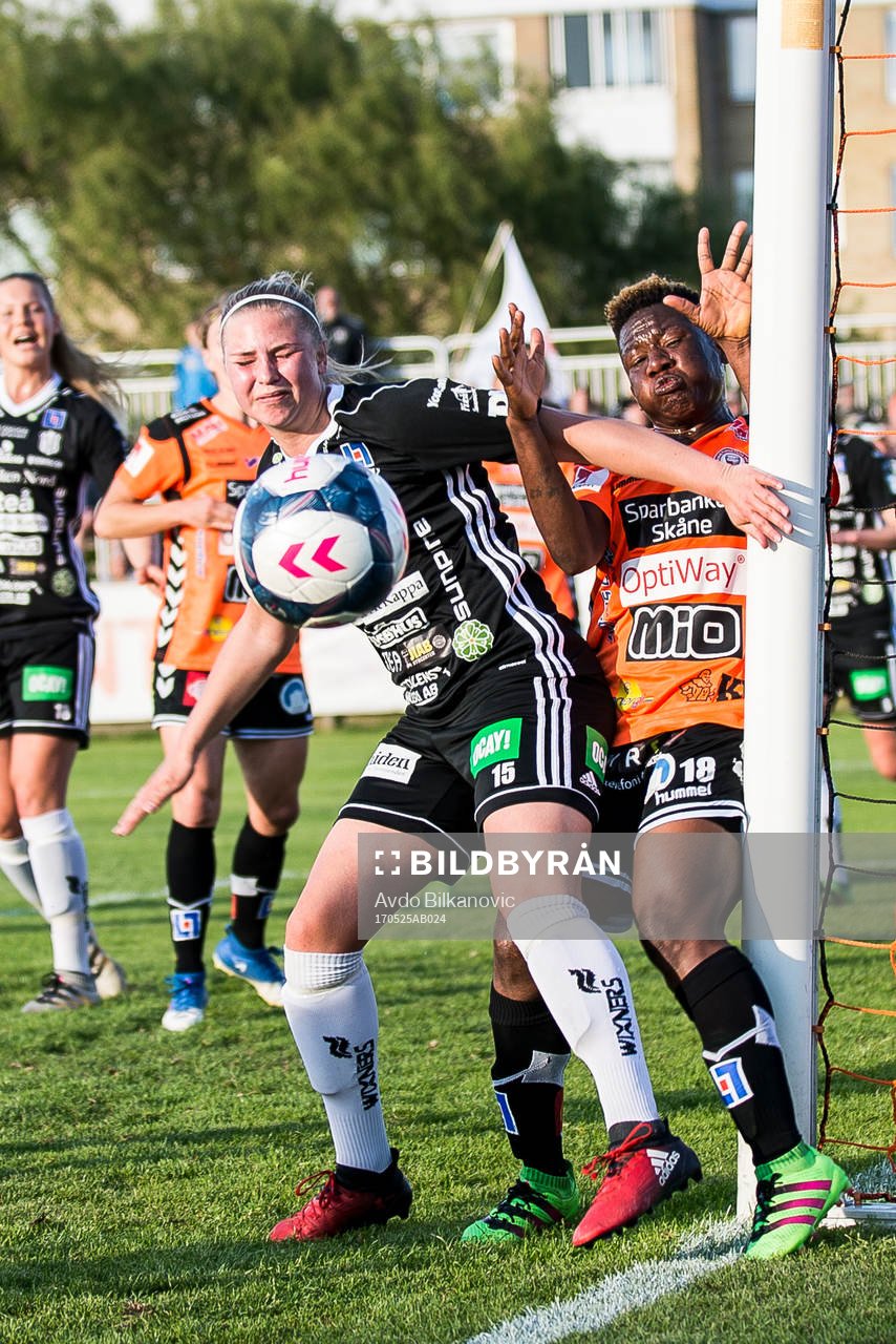 Kristianstads Tita Chukwudi och Piteås Ellen Löfqvist