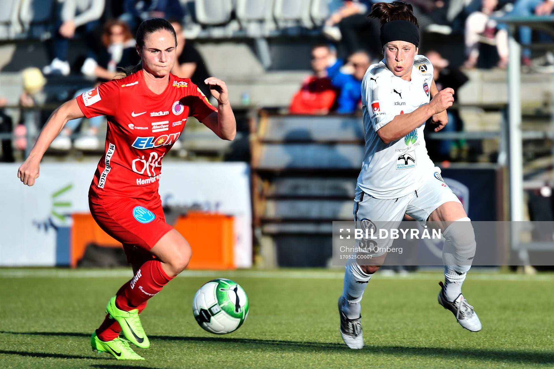 Örebros Hanne Gråhns och Rosengårds Ella Masar McLeod