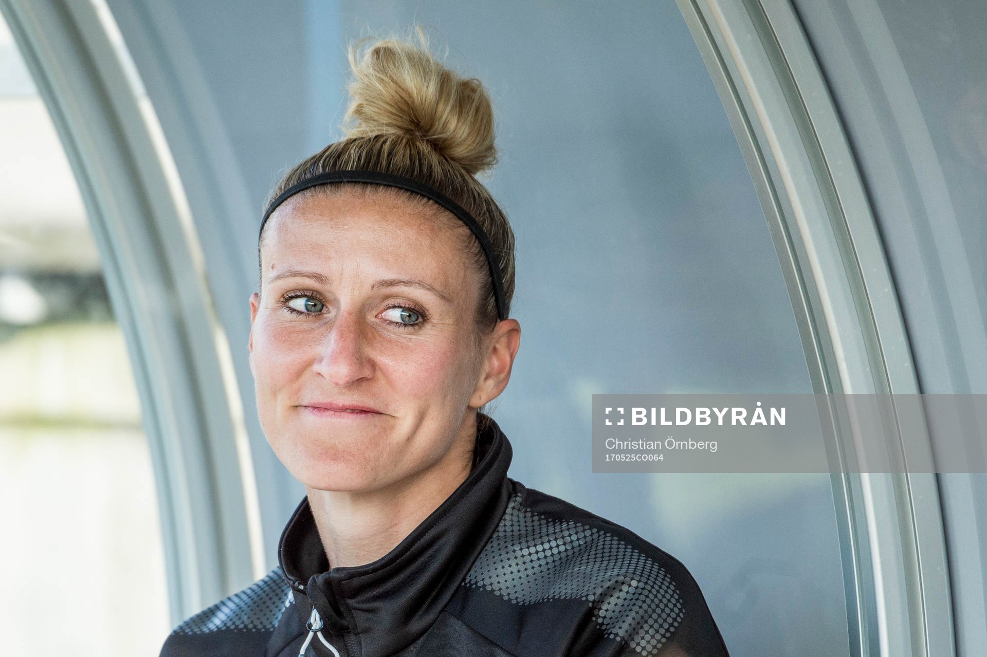 Rosengårds Anja Mittag började på bänken under fotbollsmatchen i Damallsvenskan mellan Rosengård och Örebro den 25 maj 2017 i Malmö.