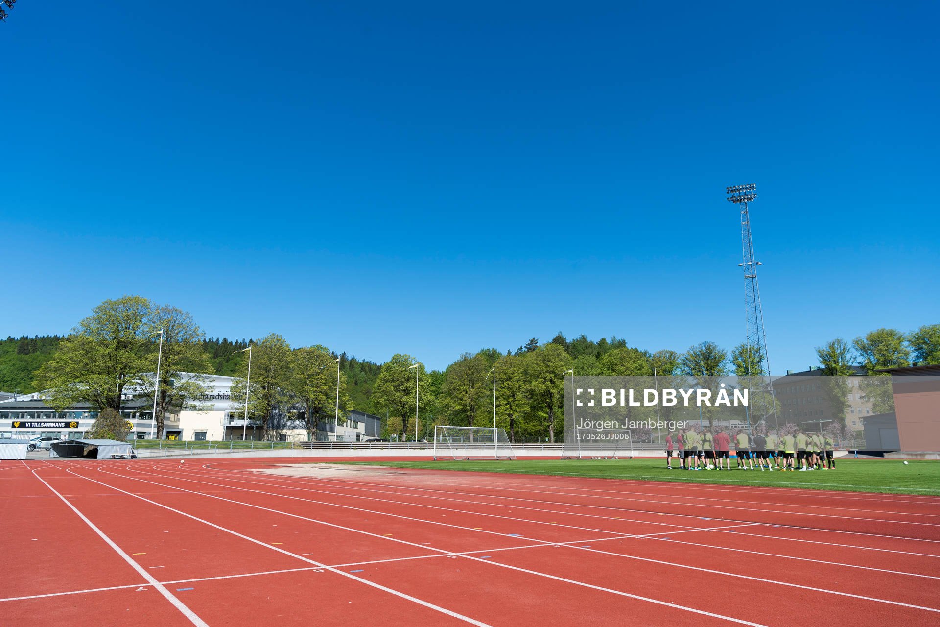 Elfsborgs manager Magnus Haglund instruerar spelarna