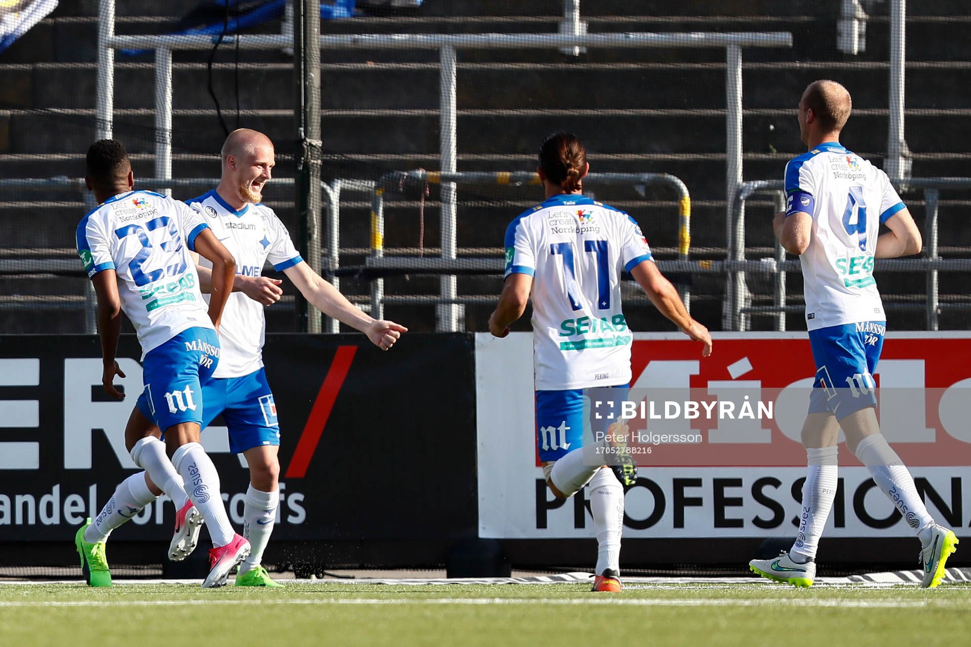 Norrköpings Karl Holmberg jublar