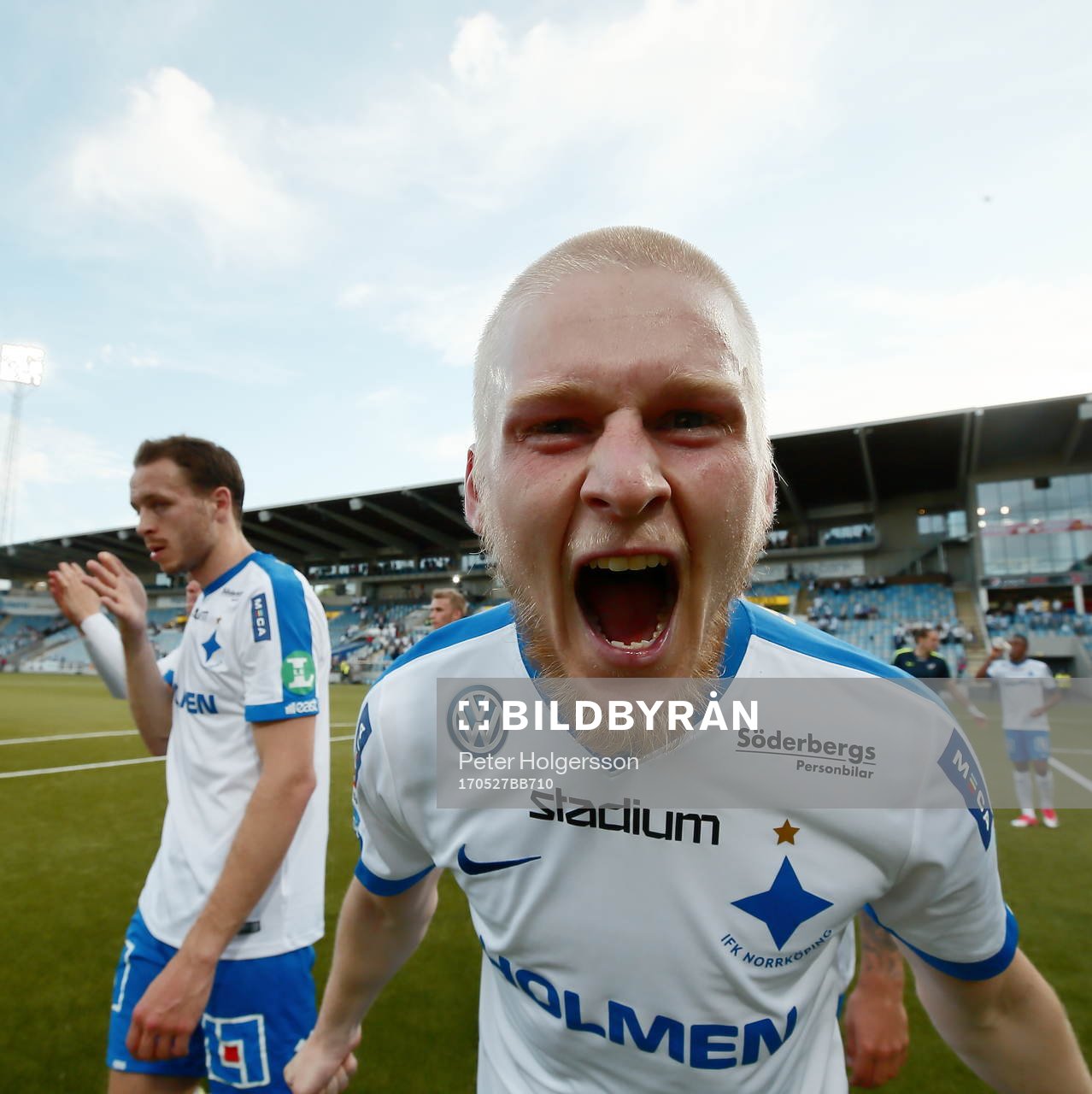 Norrköpings Kalle Holmberg jublar