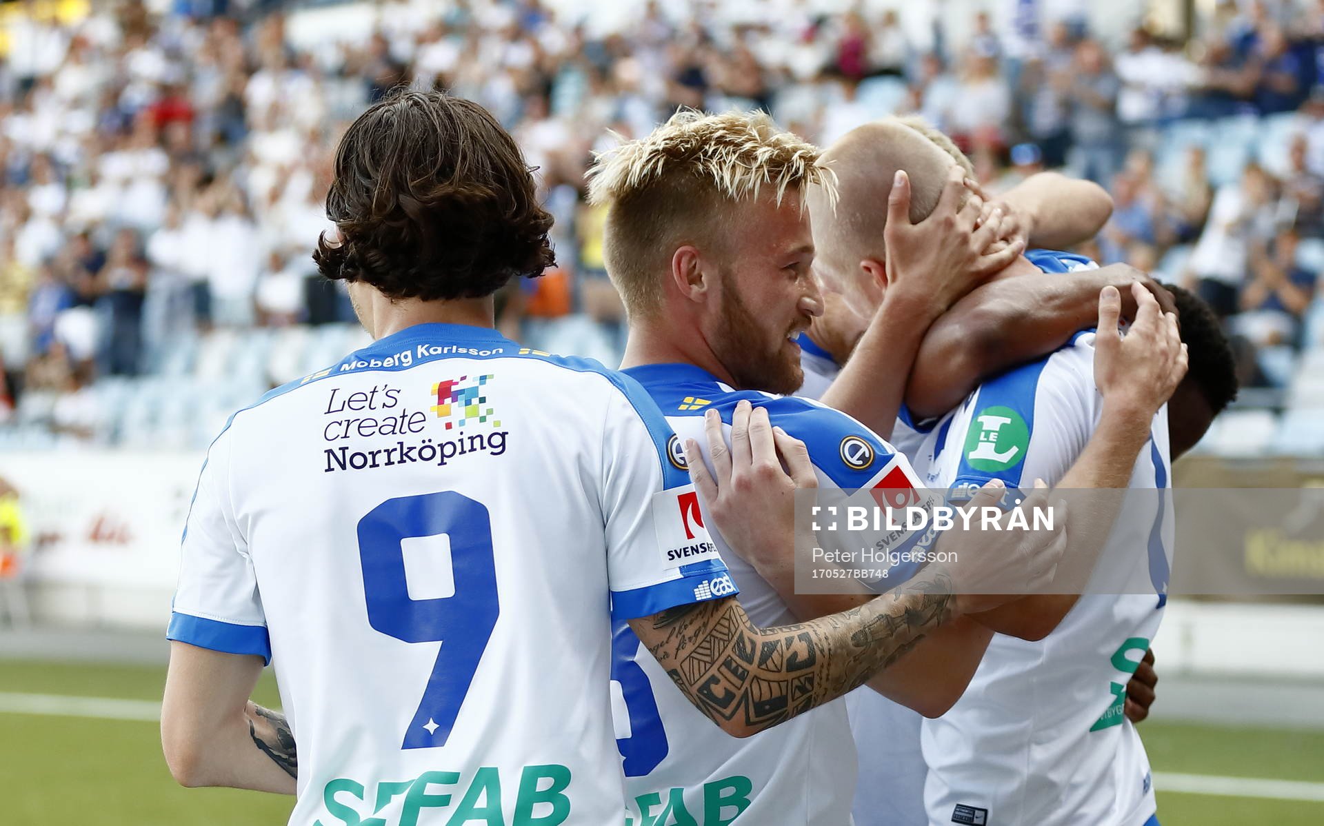 Norrköpings Kalle Holmberg jublar