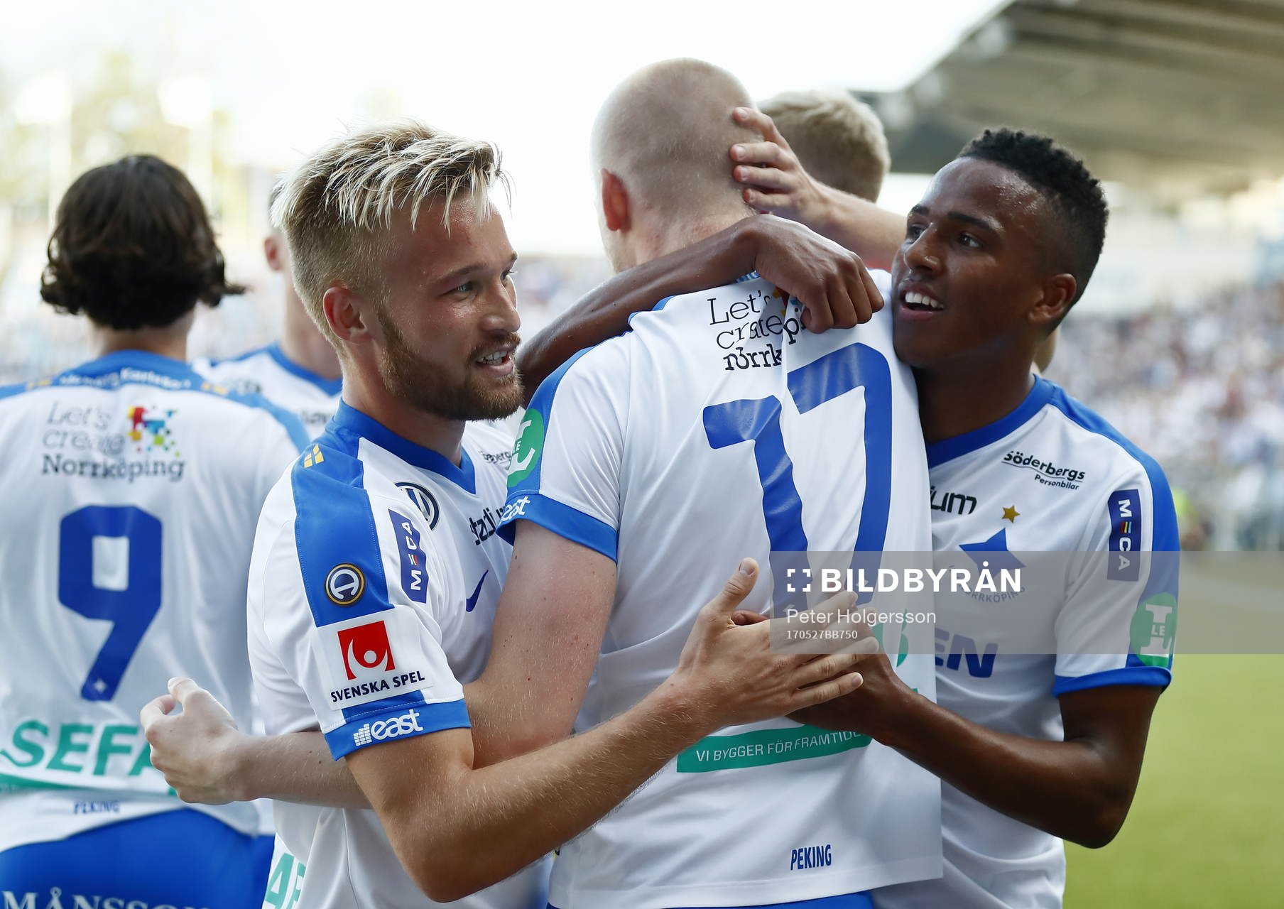 Norrköpings Kalle Holmberg jublar