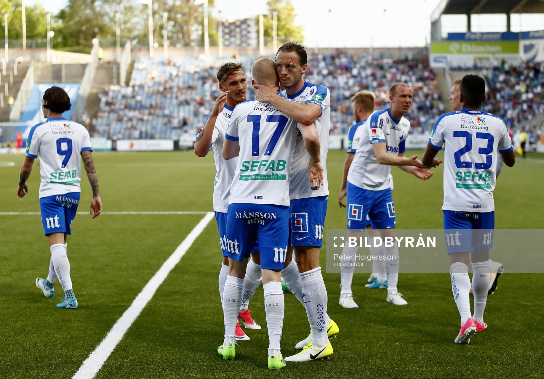 Norrköpings Kalle Holmberg jublar
