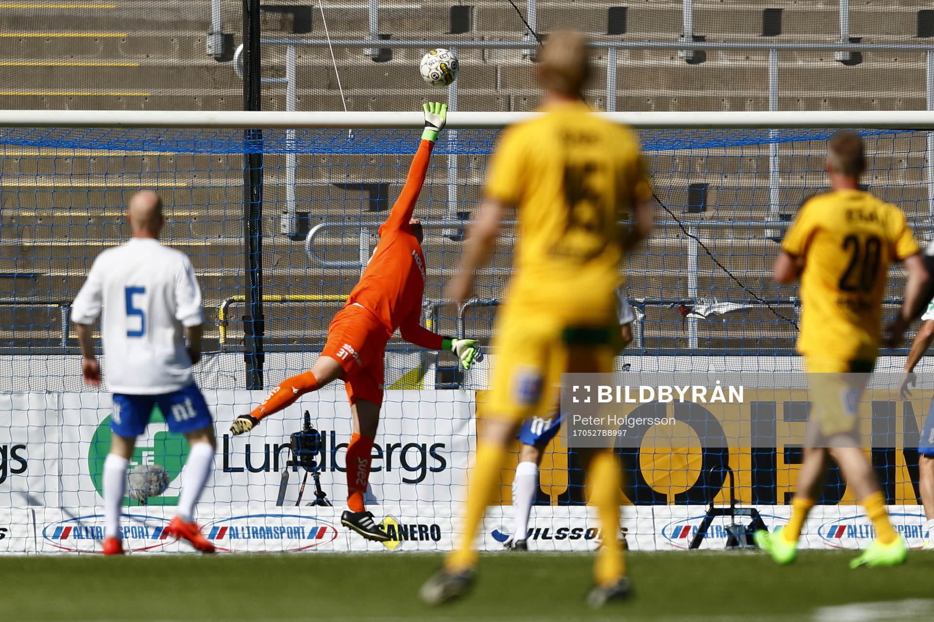 Jubileumsmatchen i fotboll mellan veteraner i Norrköping