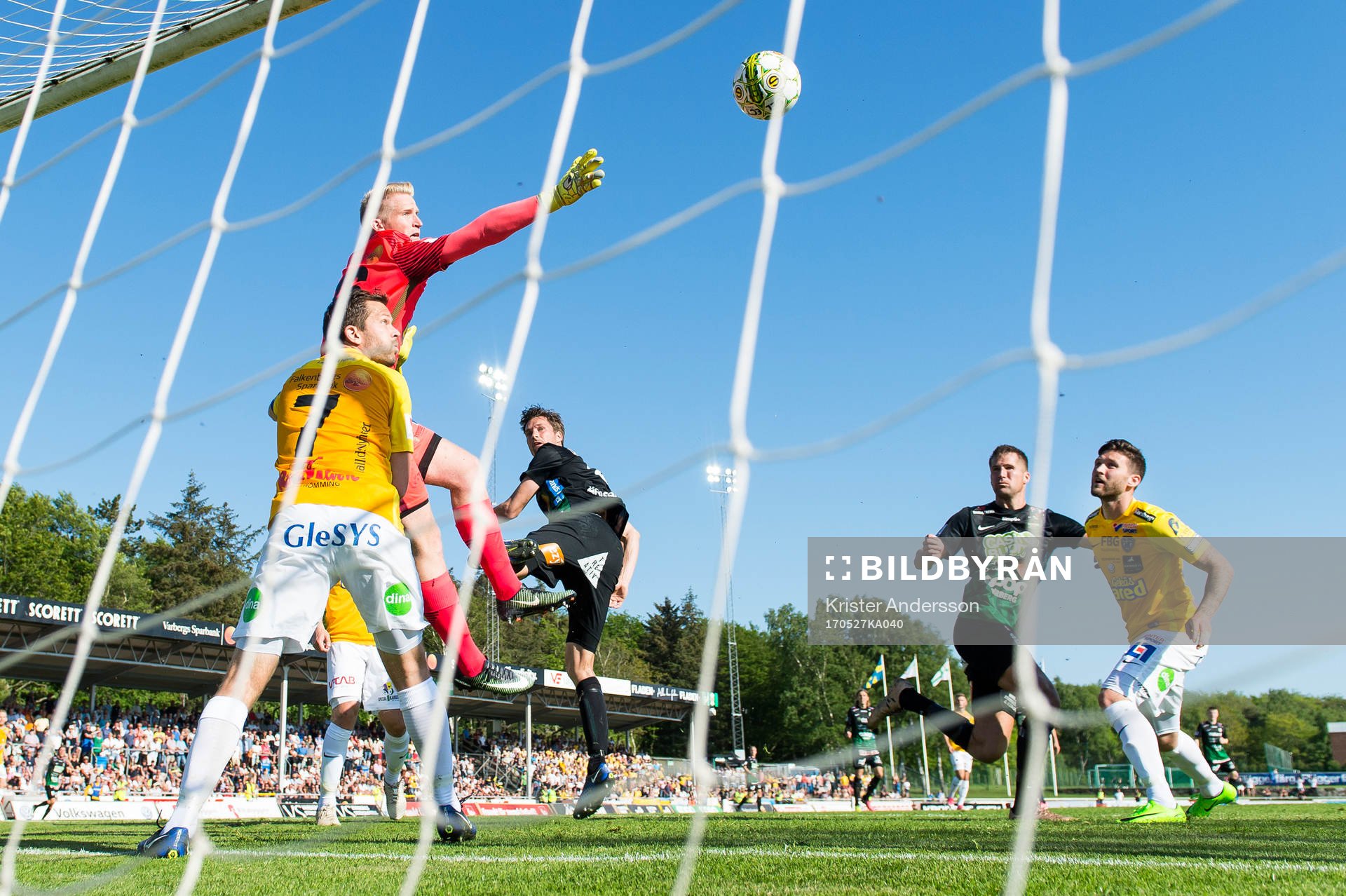 Varbergs Peter Nyström nickar in 3-3