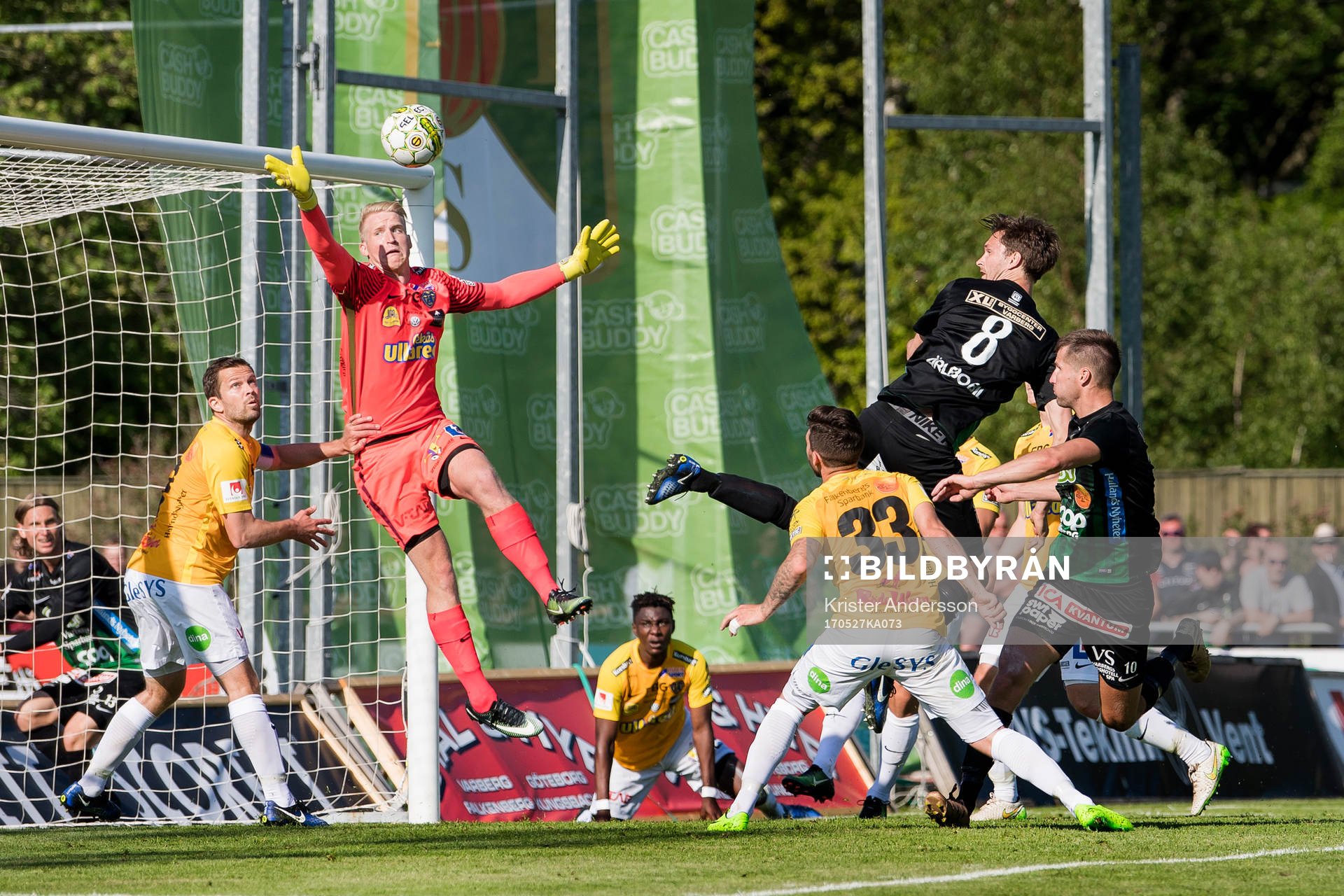 Varbergs Peter Nyström nickar in 3-3
