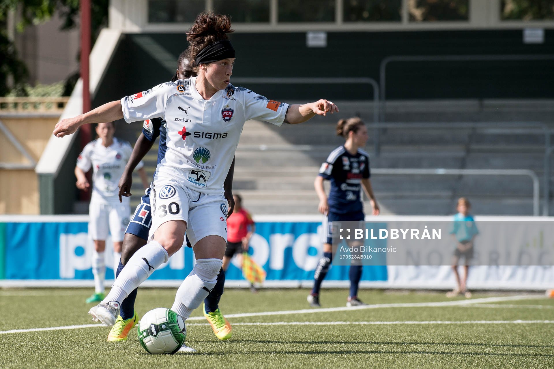 Rosengårds Ella Masar McLeod