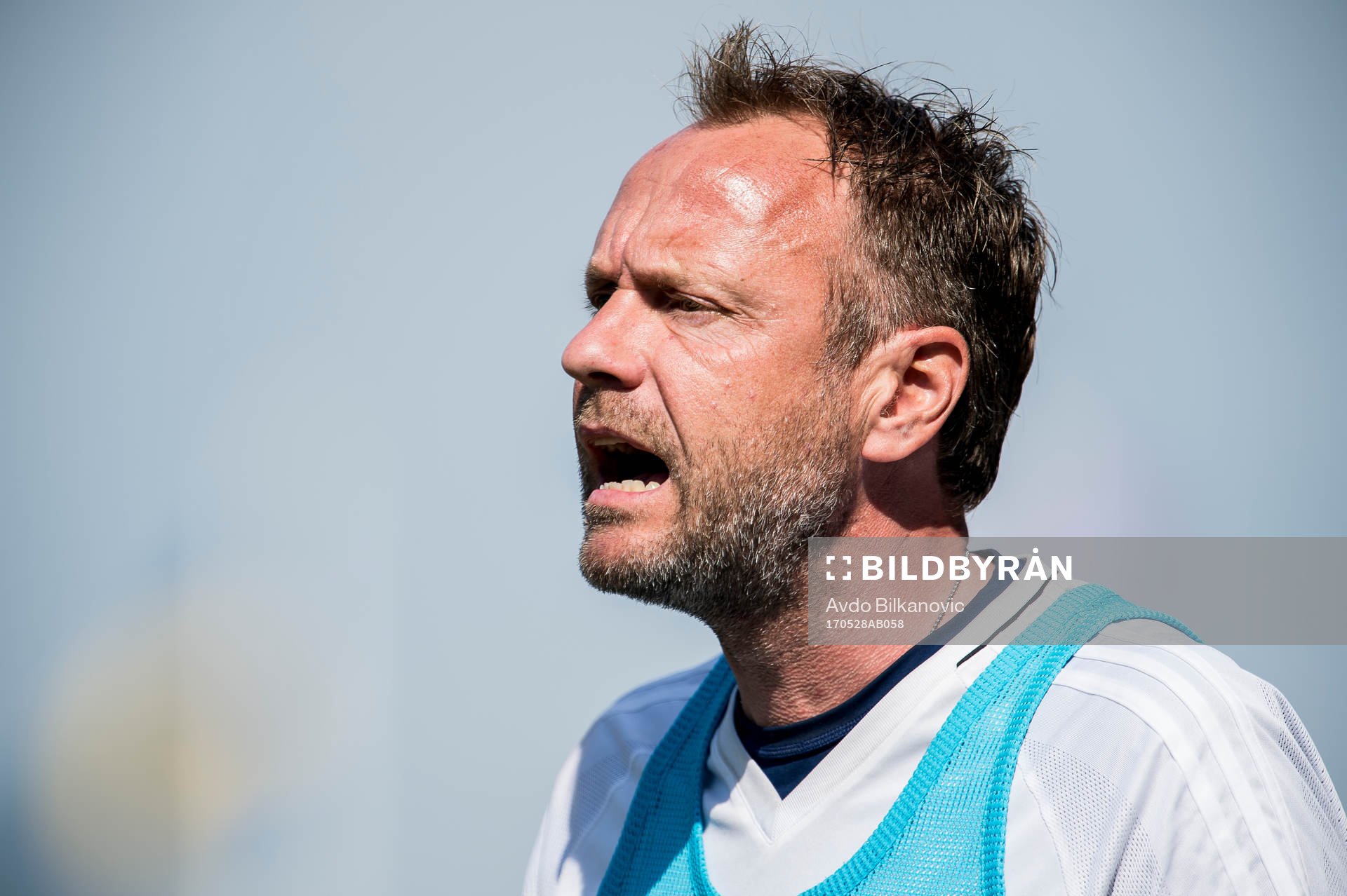Kvarnsvedens tränare Jonas Björkgren under Semifinal fotbollsmatchen i Svenska Cupen mellan Rosengård och Kvarnveden den 28 maj 2017 i Malmö.