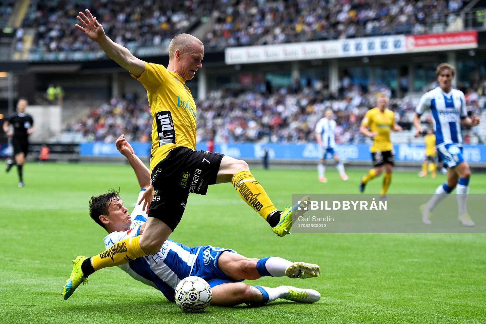 IFK Göteborgs Mads Albaek och Elfsborgs Daniel Gustavsson