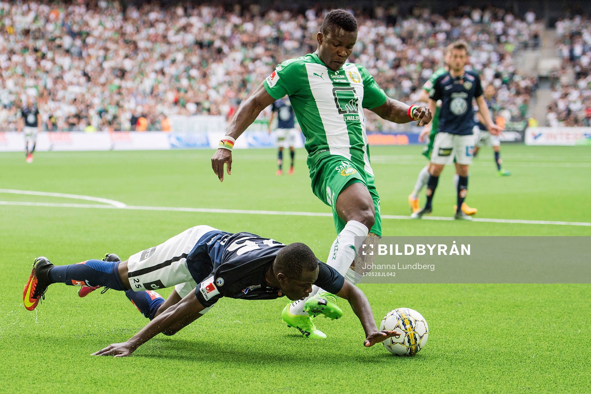 Jönköpings Eric Ayuk och Hammarbys Joseph Aidoo