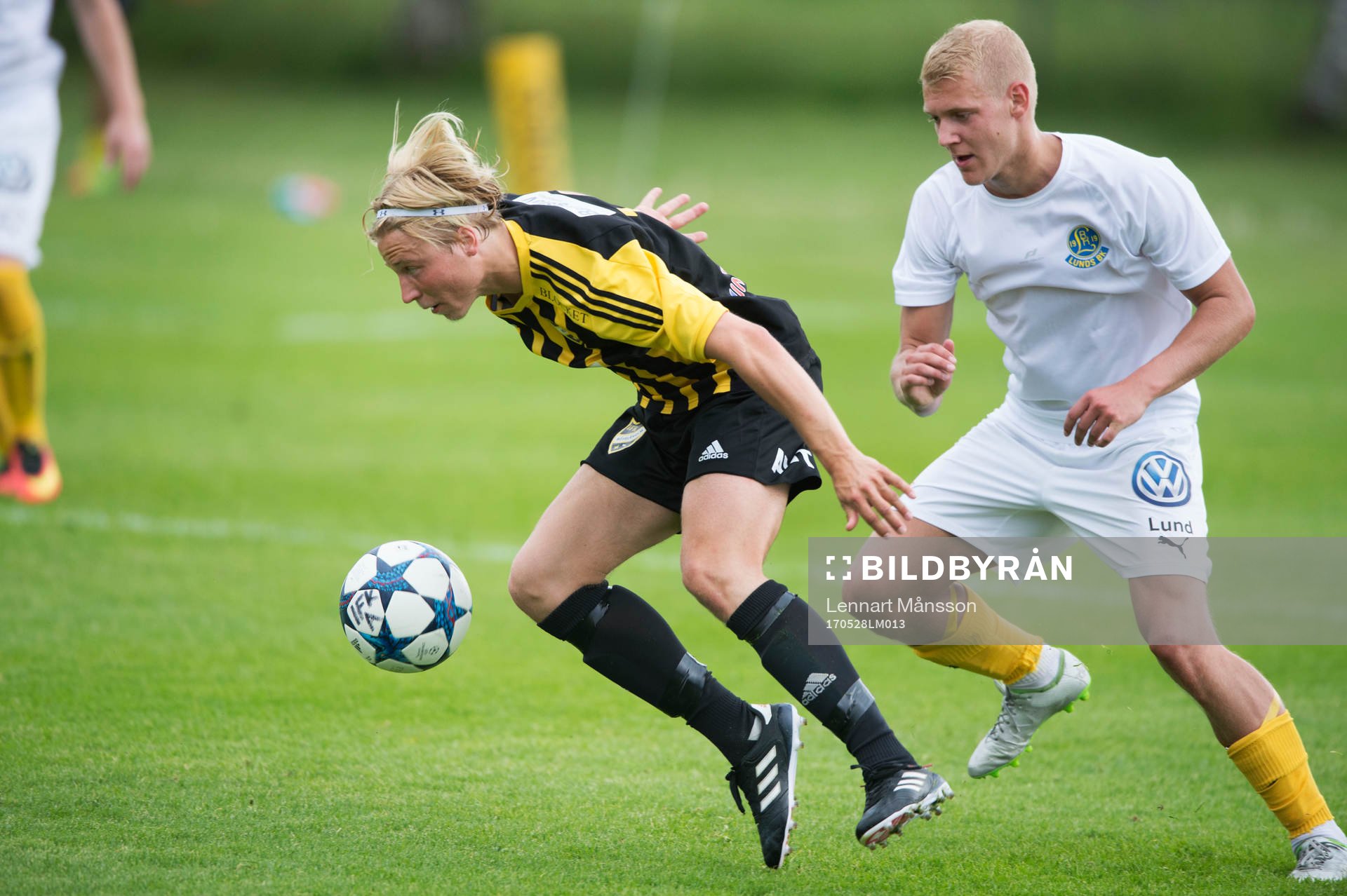 IFK Hässleholms Gustaf Lindroth i matchen i division 2 mellan IFK Hässleholm och Lunds BK i Hässleholm 28 maj 2017.  