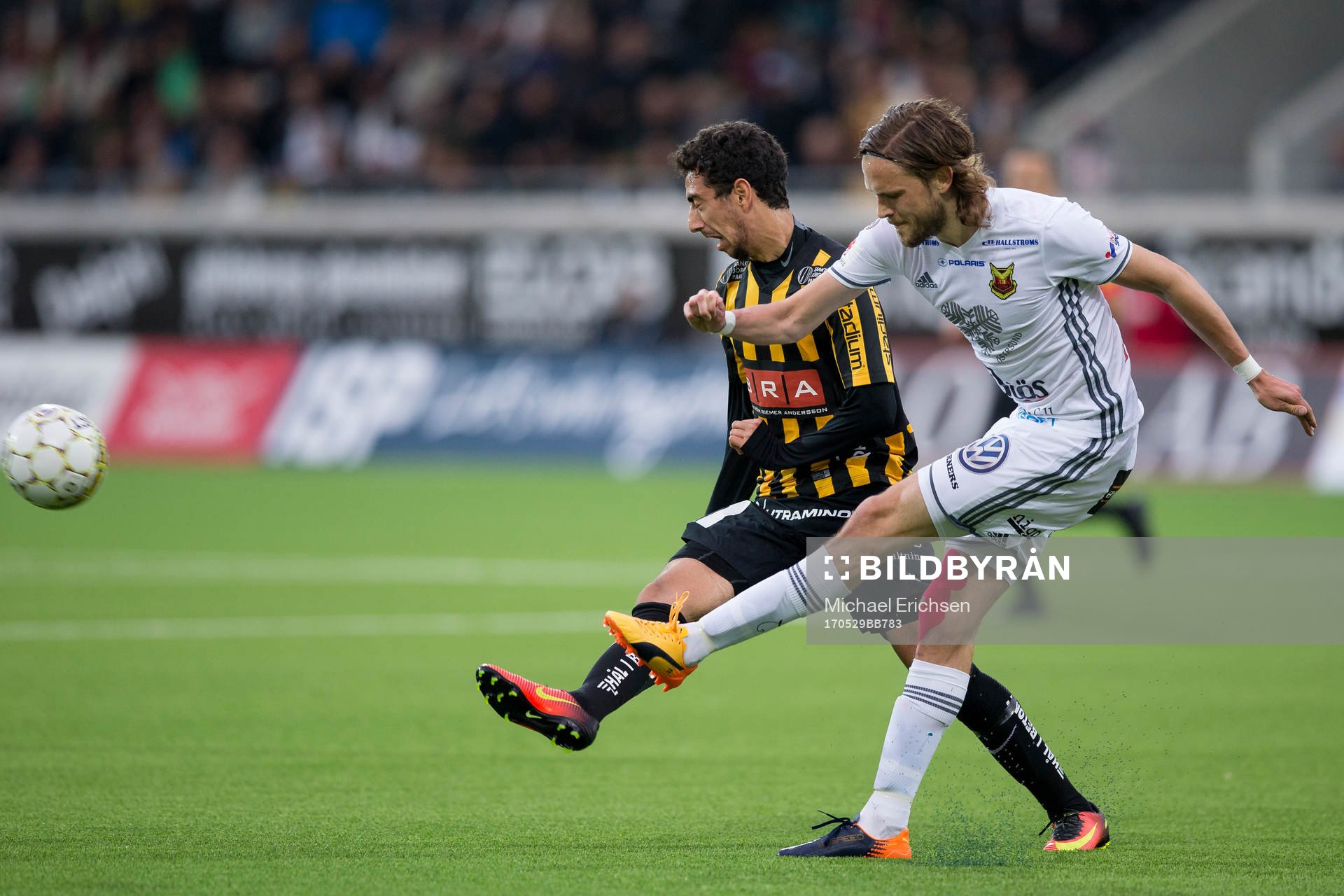 Häckens Daleho Irandust mot Östersunds Tom Pettersson