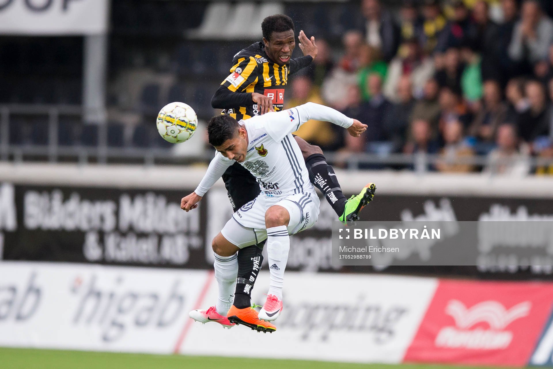 Häckens Mohammed Abubakari mot Östersunds Brwa Nouri