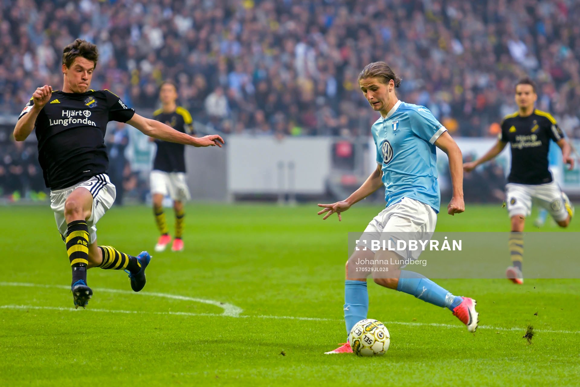s Sauli Väisänen och Malmö FFs Pawel Cibicki