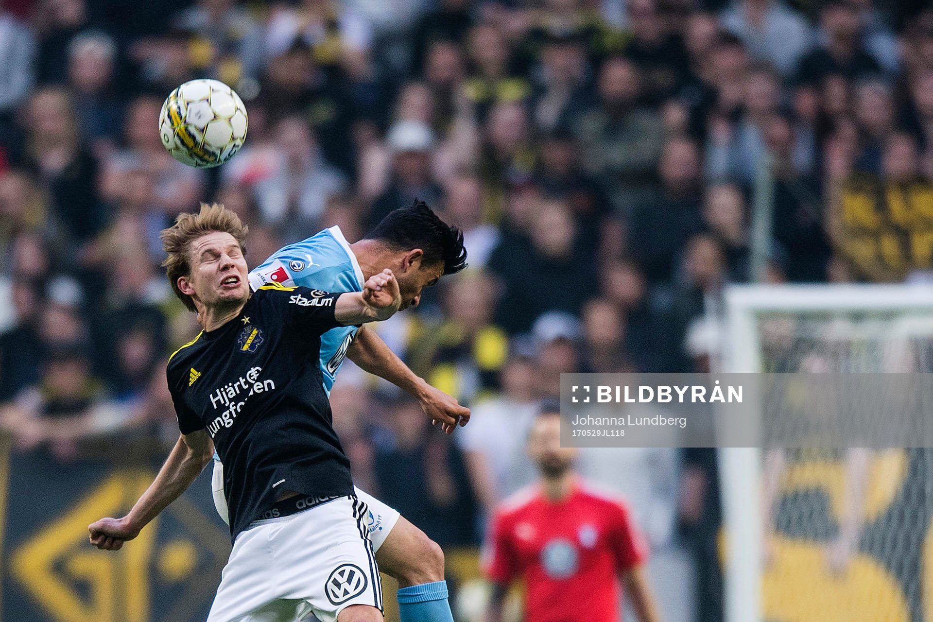 s Johan Blomberg och Malmö FFs Behrang Safari
