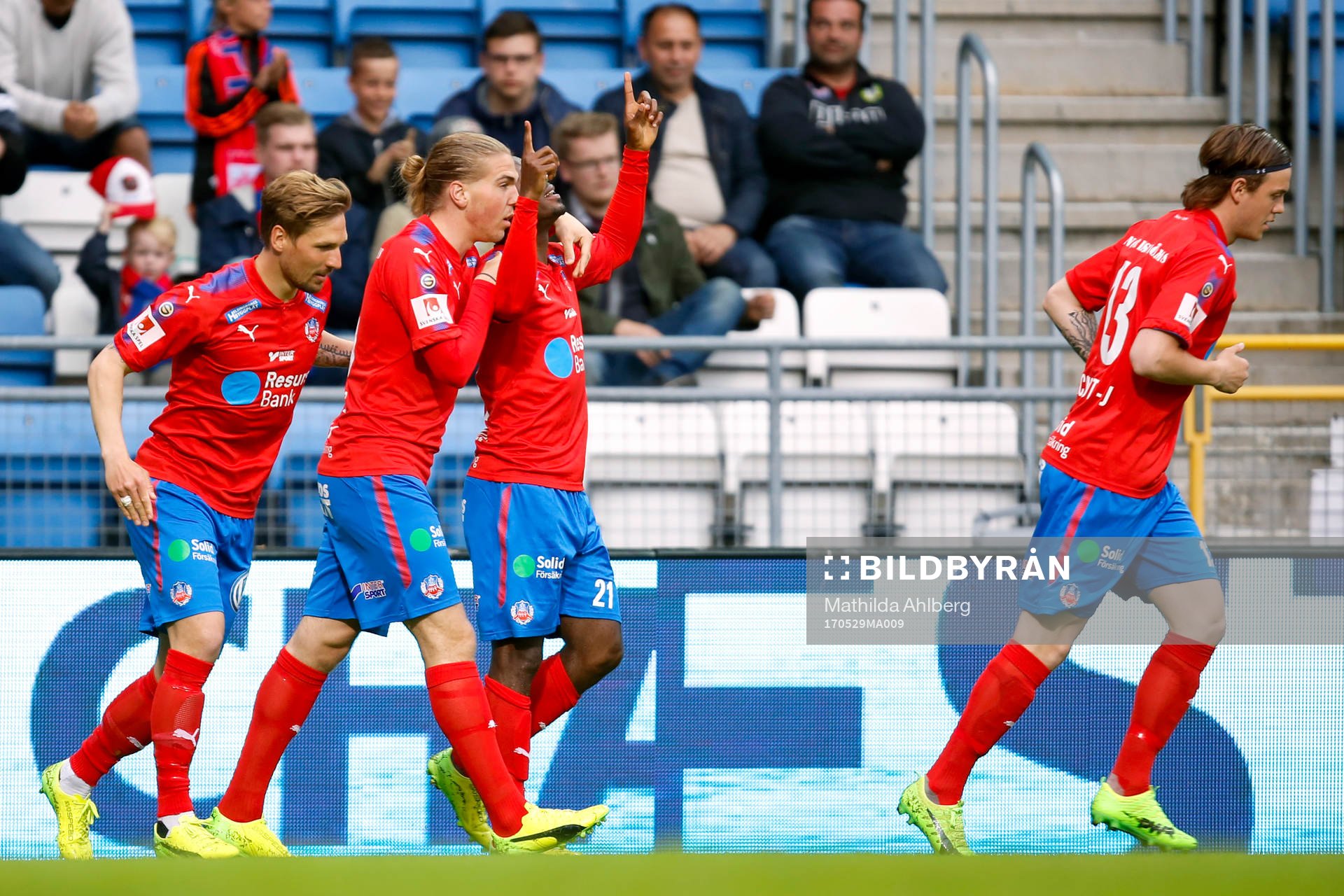 Helsingborgs Monday Samuel jublar