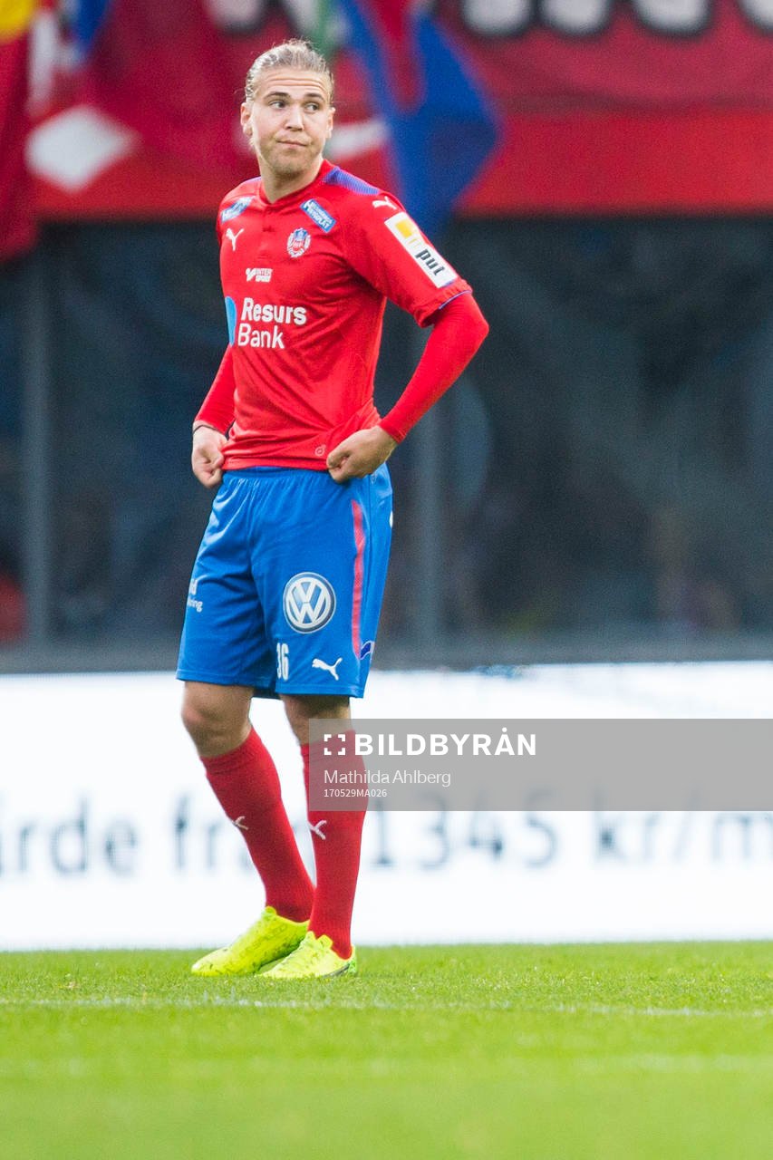 Helsingborgs Charlie Weberg deppar