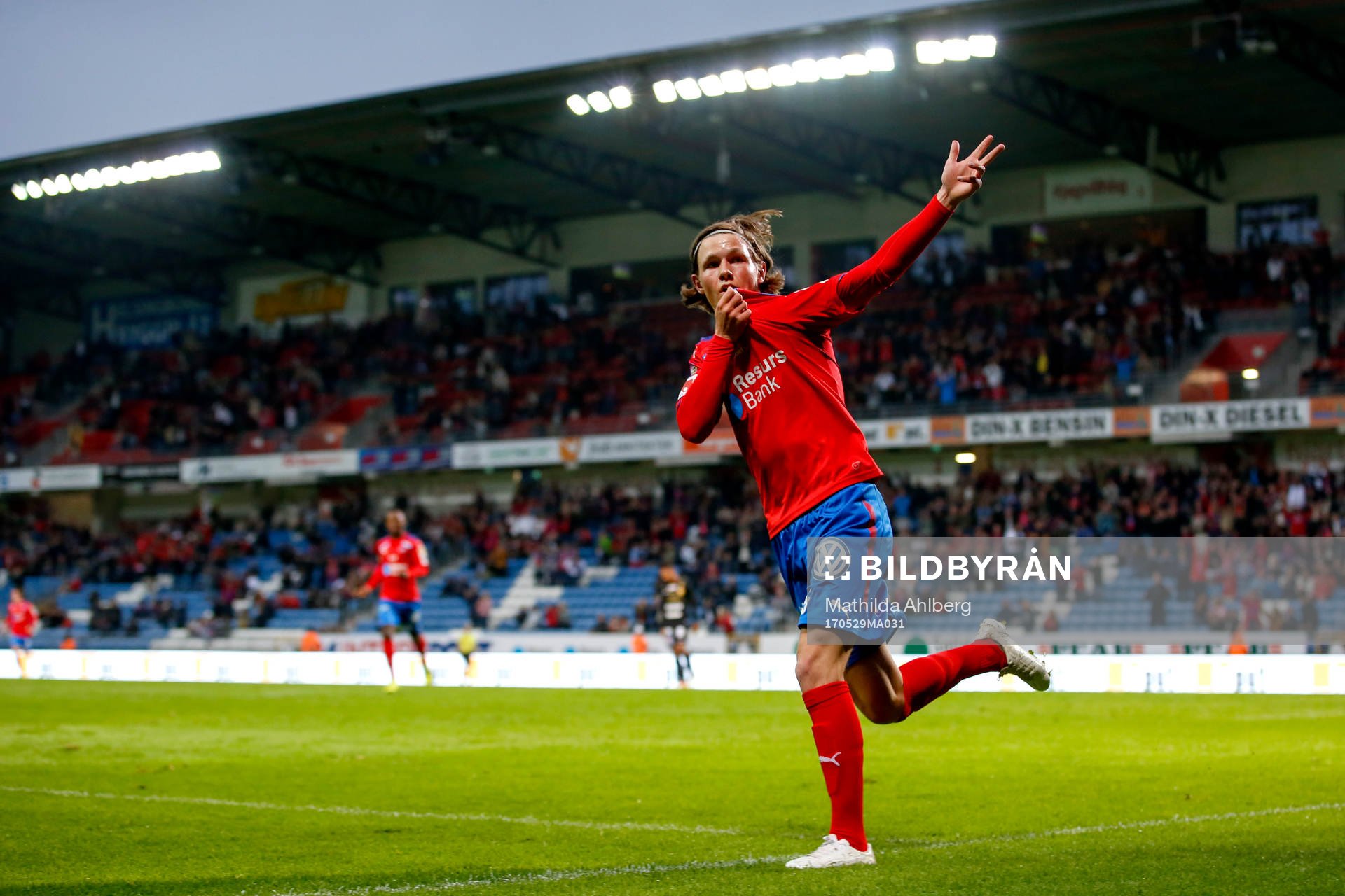 Helsingborgs Max Svensson jublar